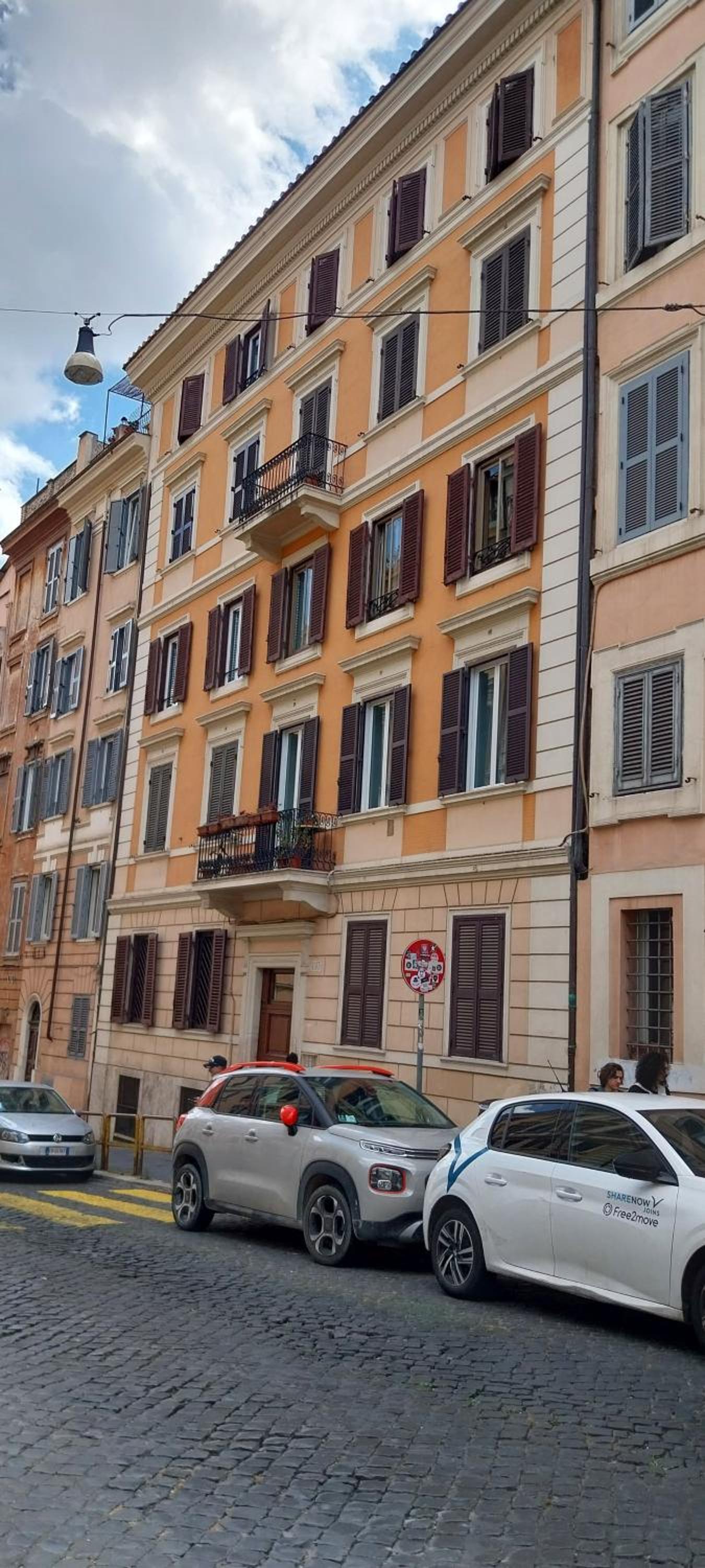 la casa sul cortile