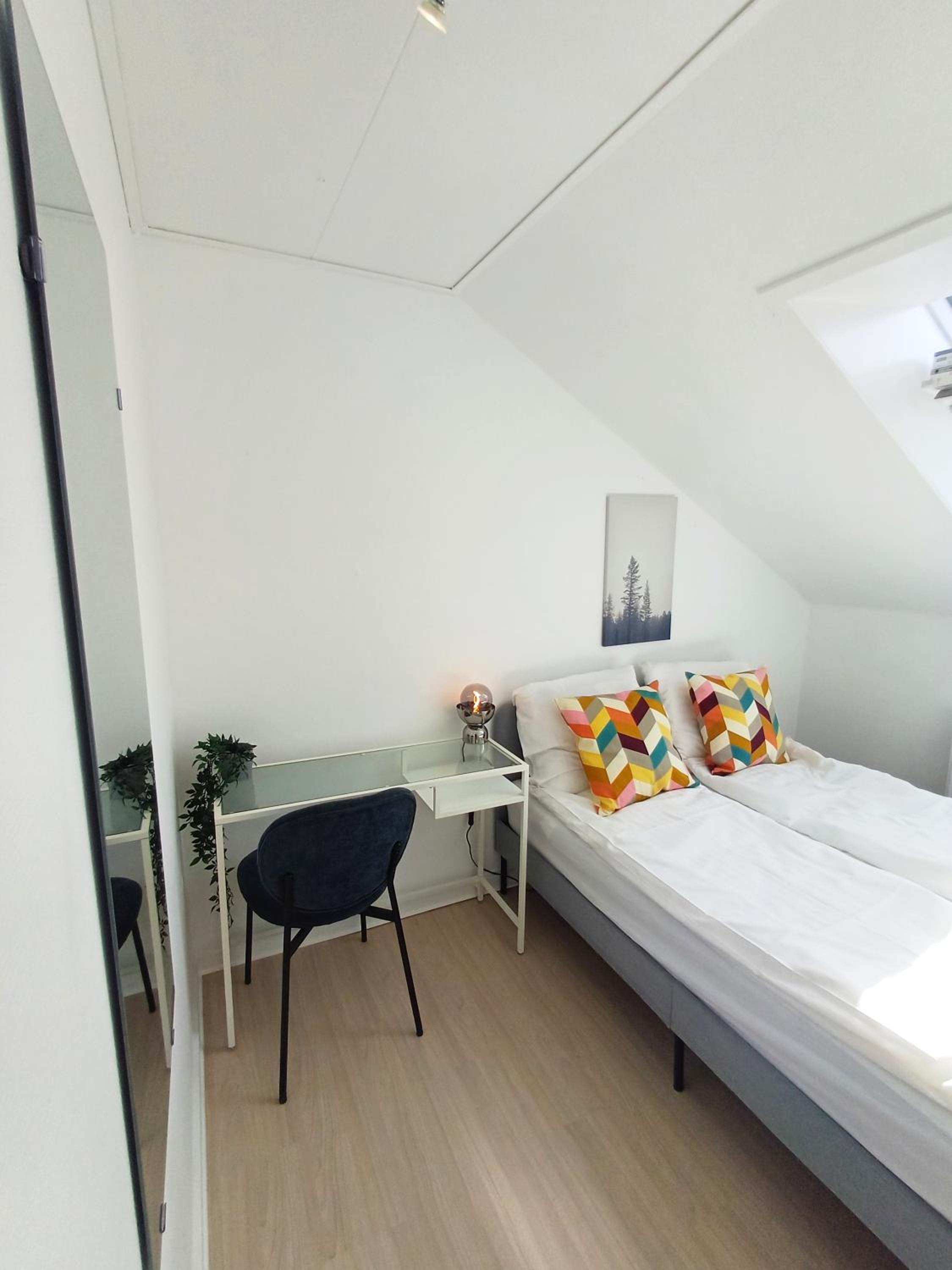 Charming Double Room With Free Parking