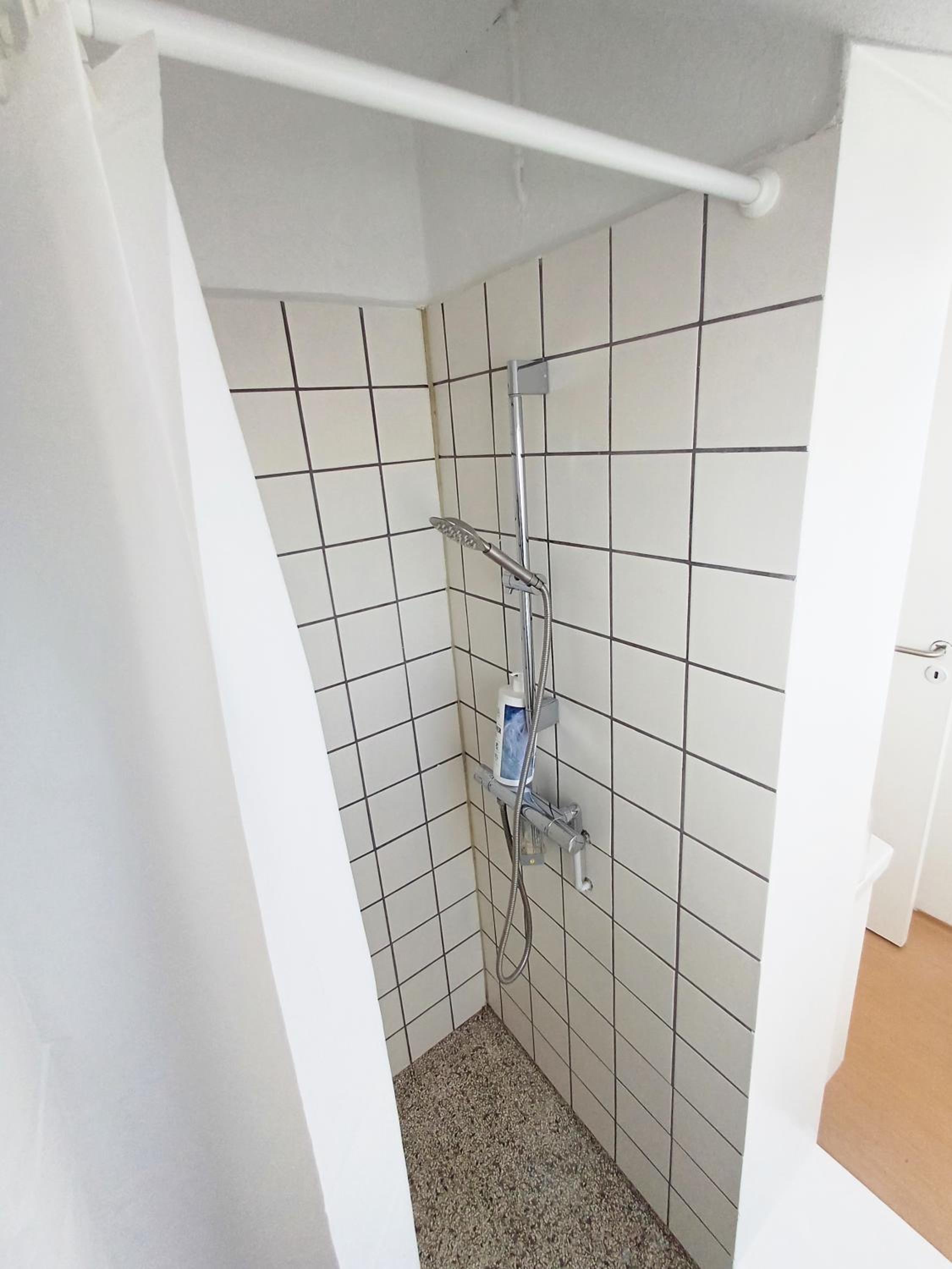 Charming Double Room With Free Parking