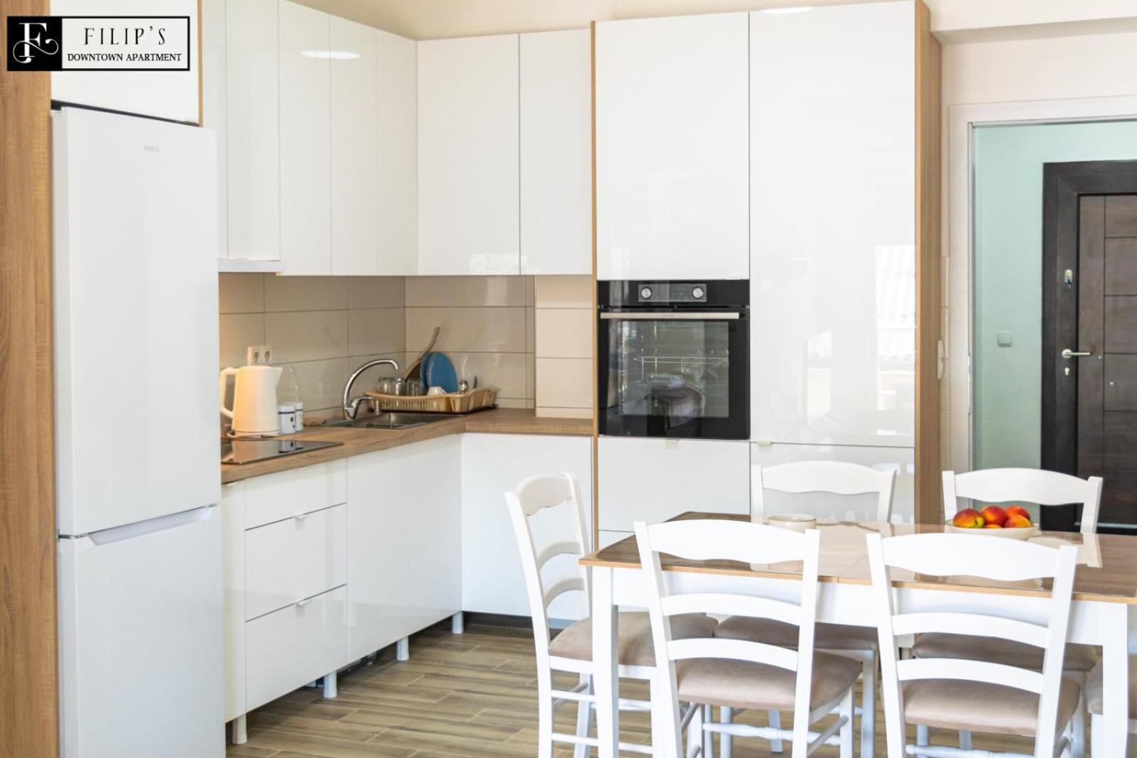 Filip's Downtown Apartment view 3