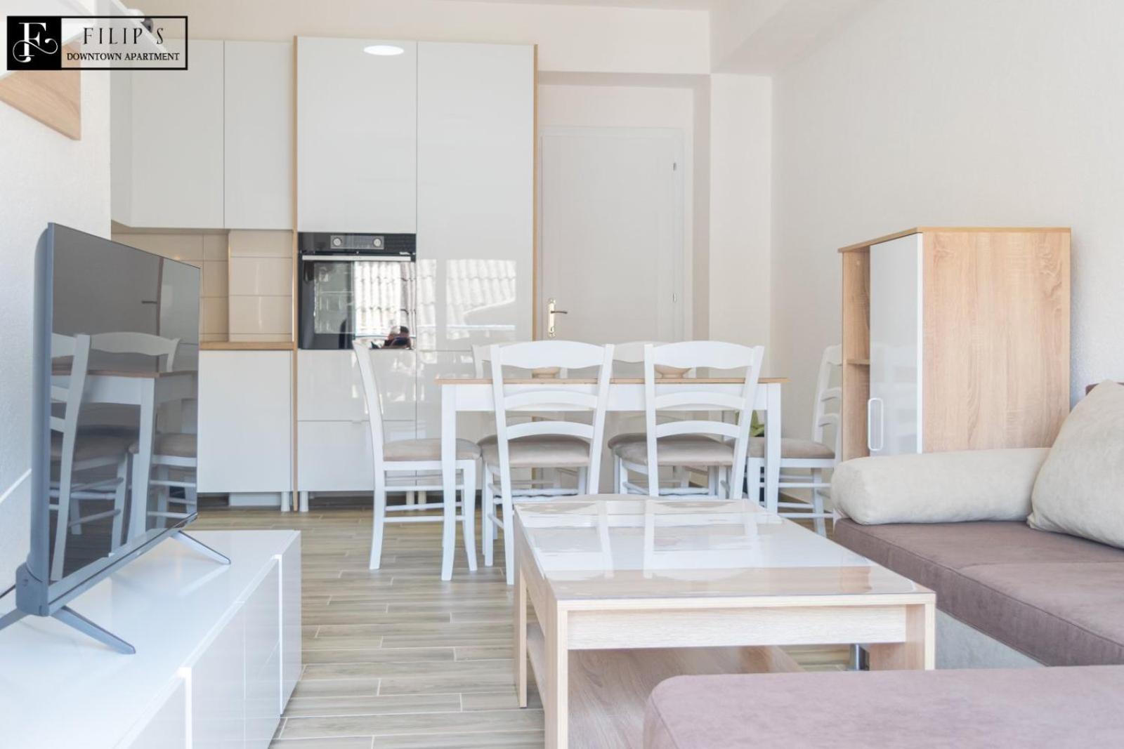 Filip's Downtown Apartment view 2