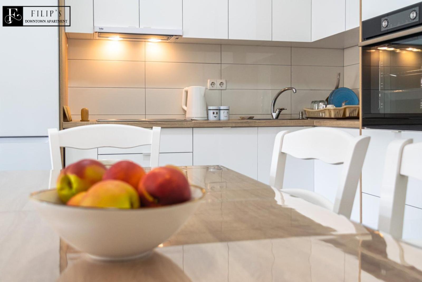 Filip's Downtown Apartment view 4