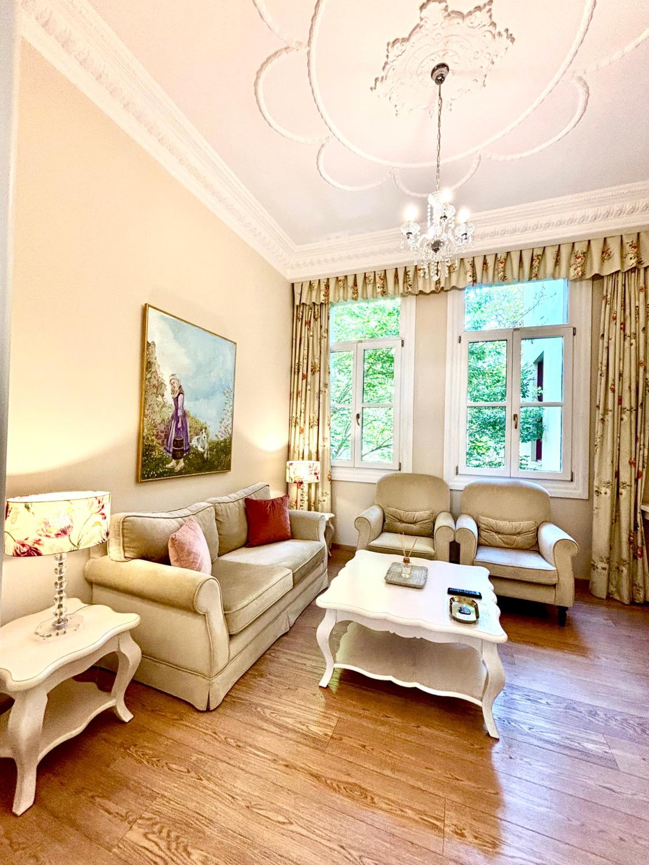 Gatto Perso Luxury Studios And Apartments