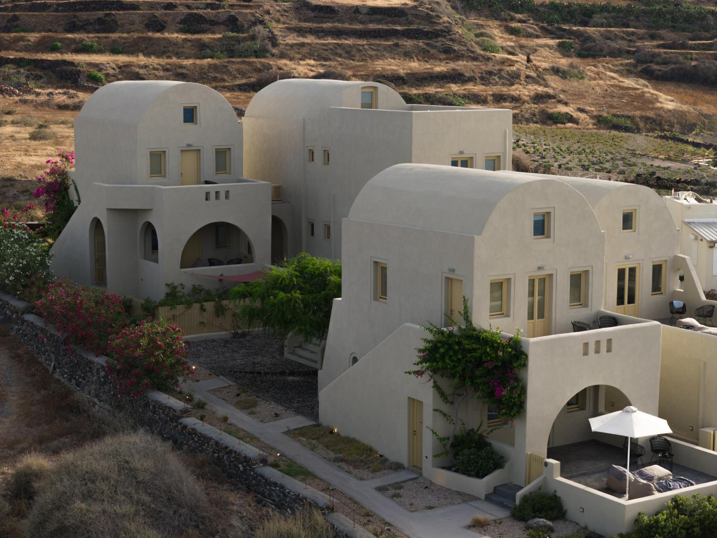 Colombos Beachfront photo 3