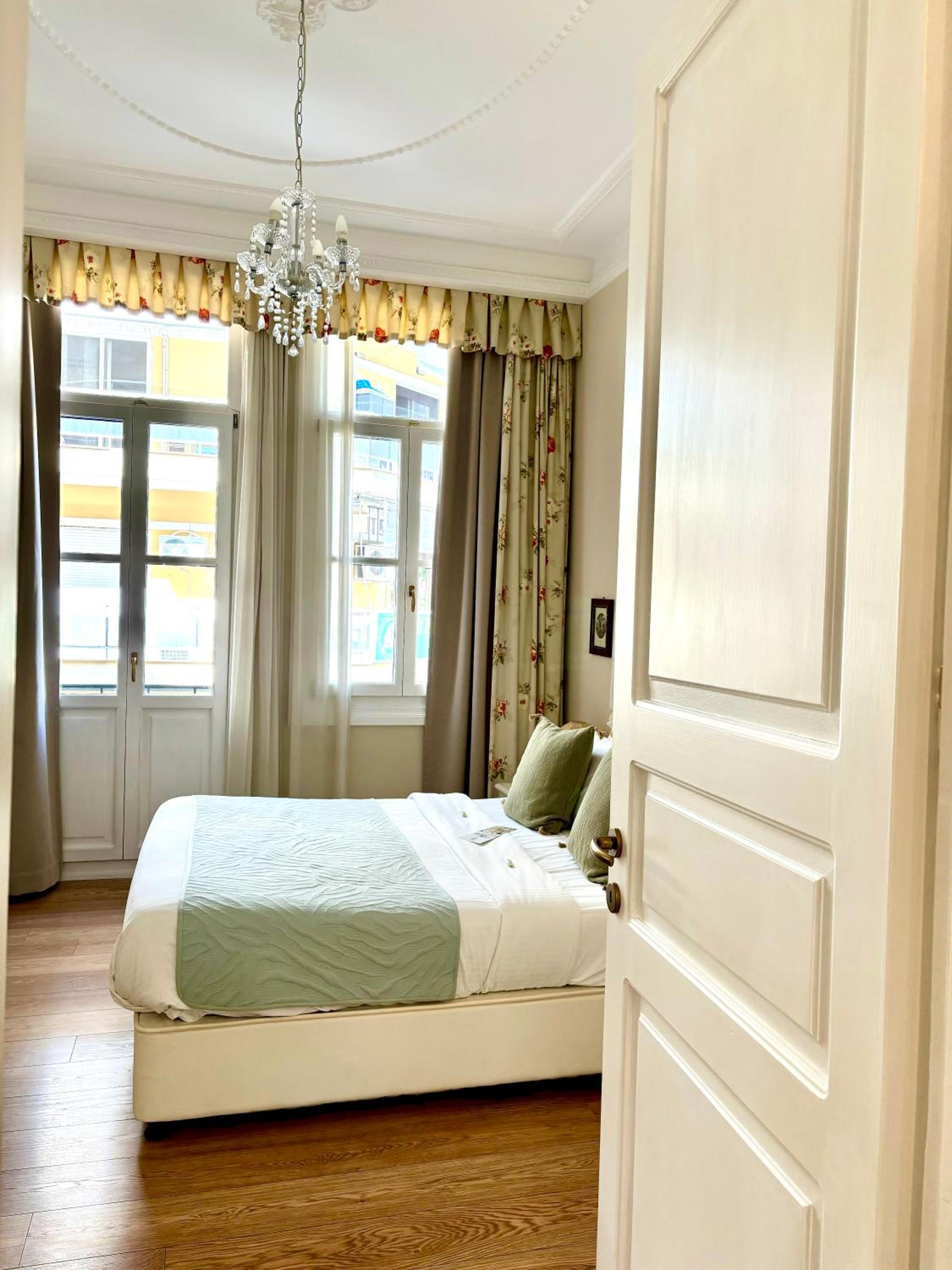 Gatto Perso Luxury Studios And Apartments