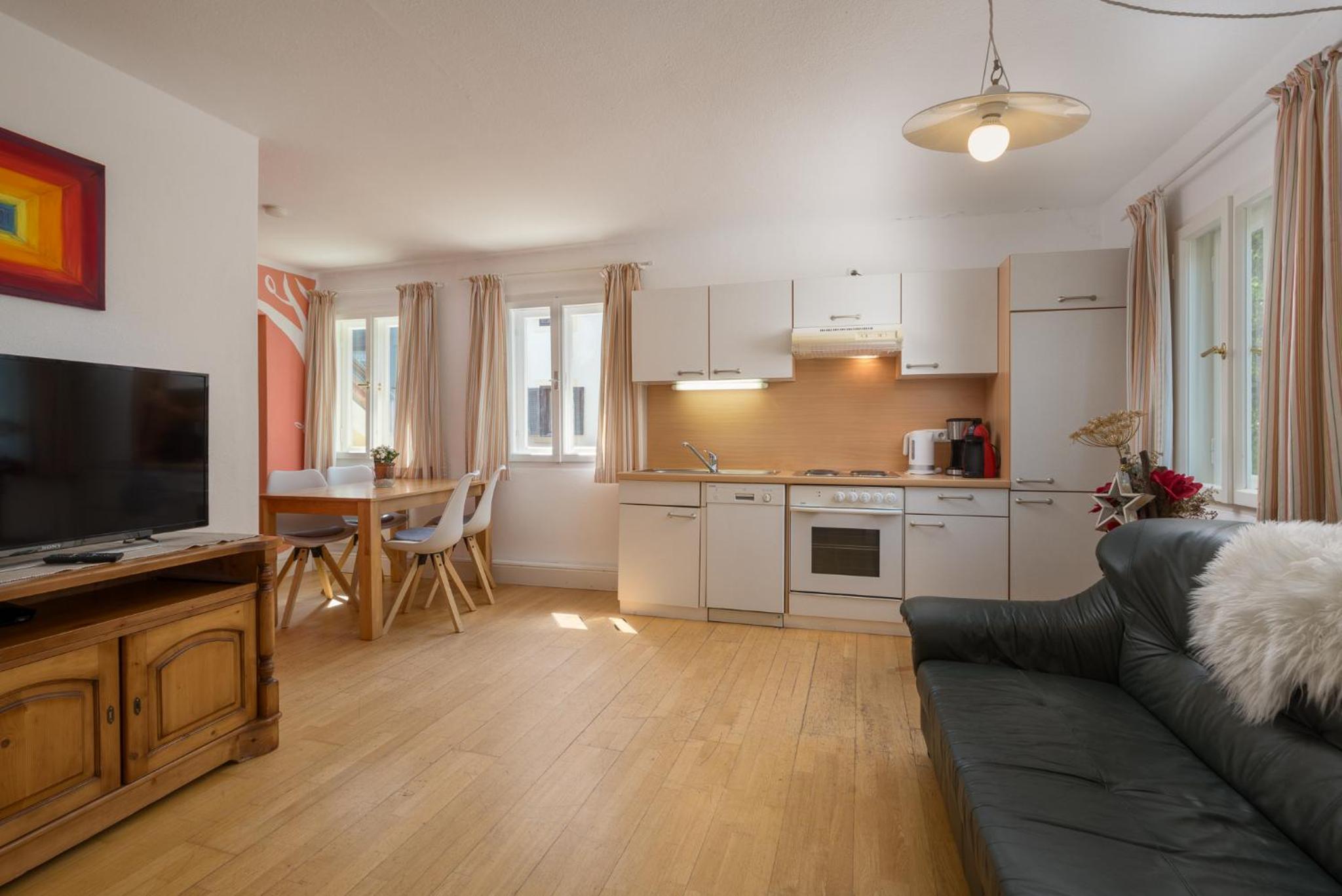 Haus Central Fieberbrunn by Alpine Host Helpers