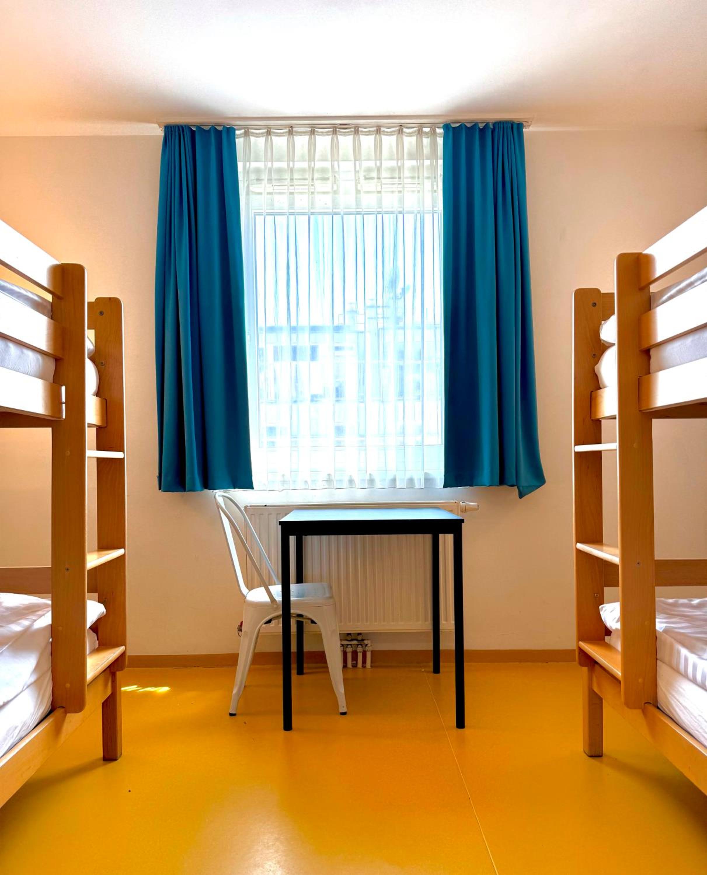 A&T Hotel & Hostel