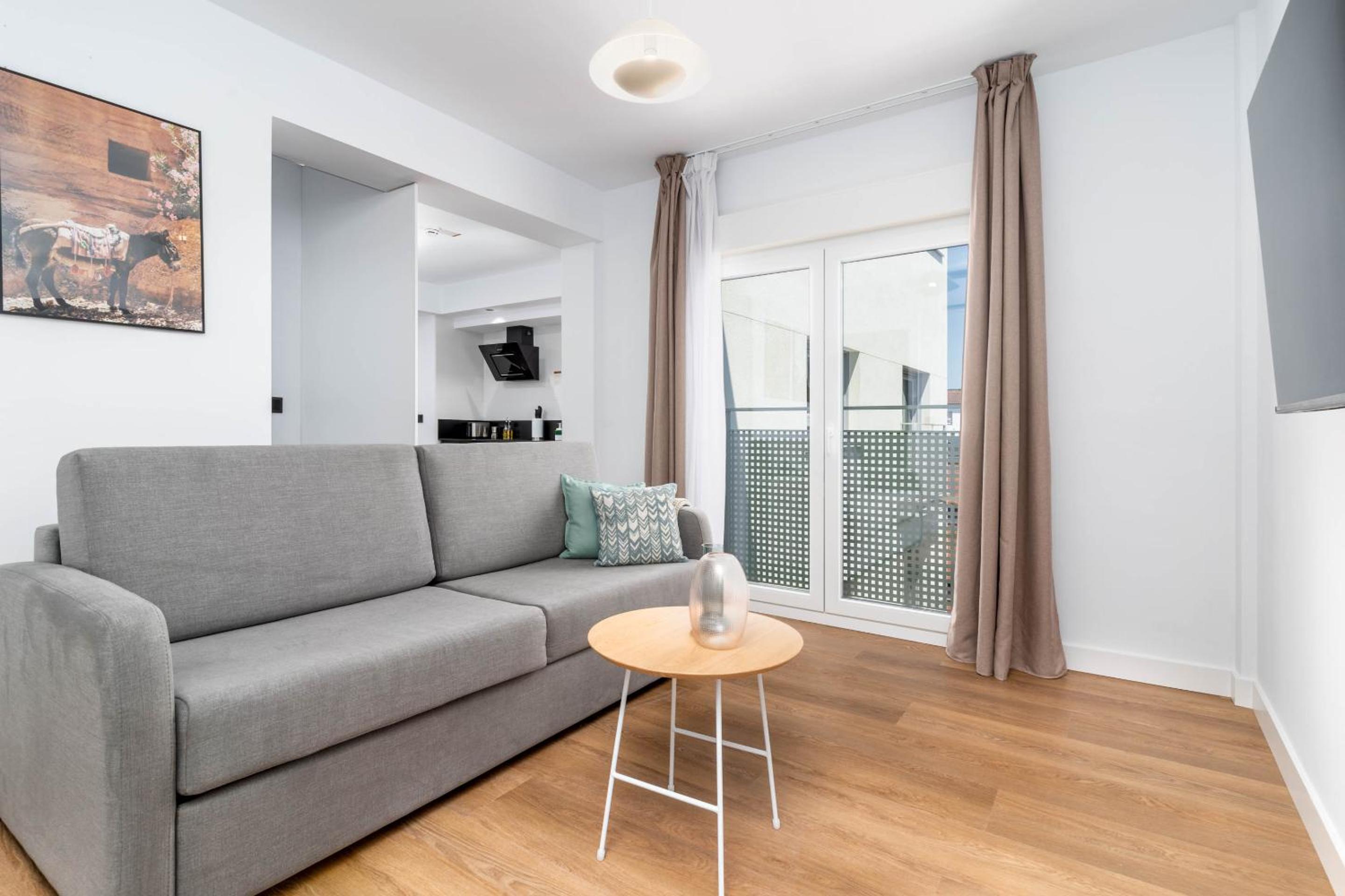 Limehome Oviedo Calle Postigo Bajo