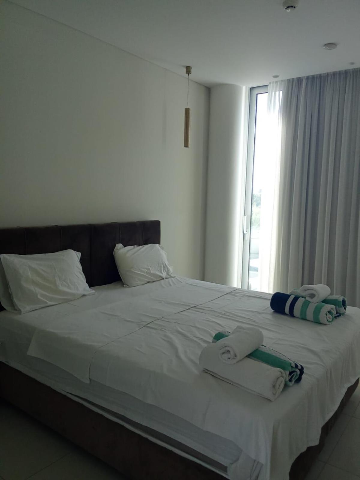 Seaview Luxury Villa Jacuzzi & Pool! 2 Min Beach