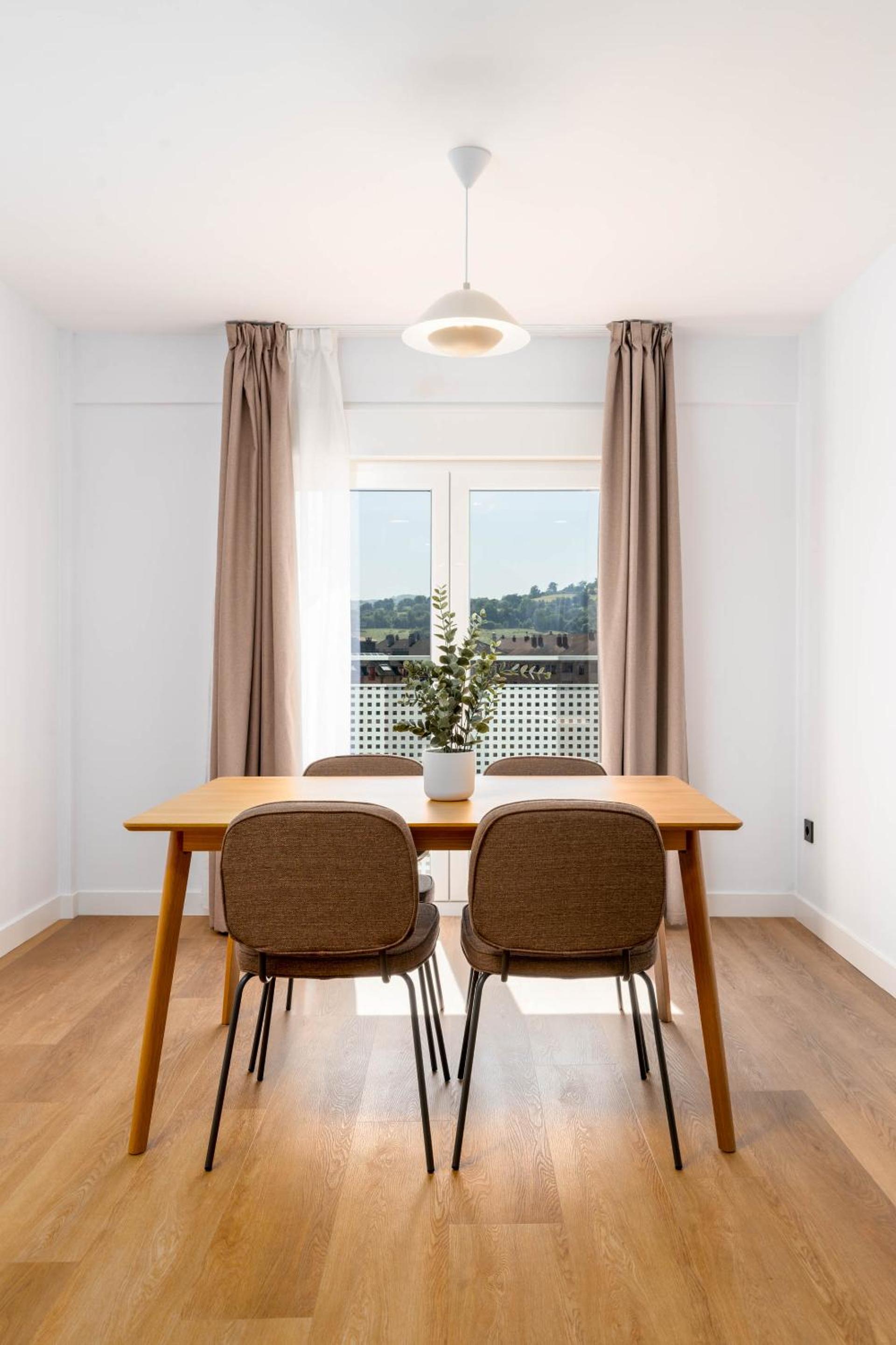 Limehome Oviedo Calle Postigo Bajo