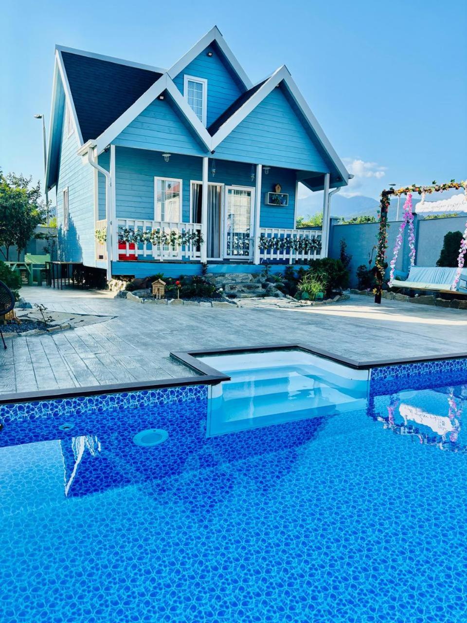 Luxurious Cottages in Batumi with a Pool view 3