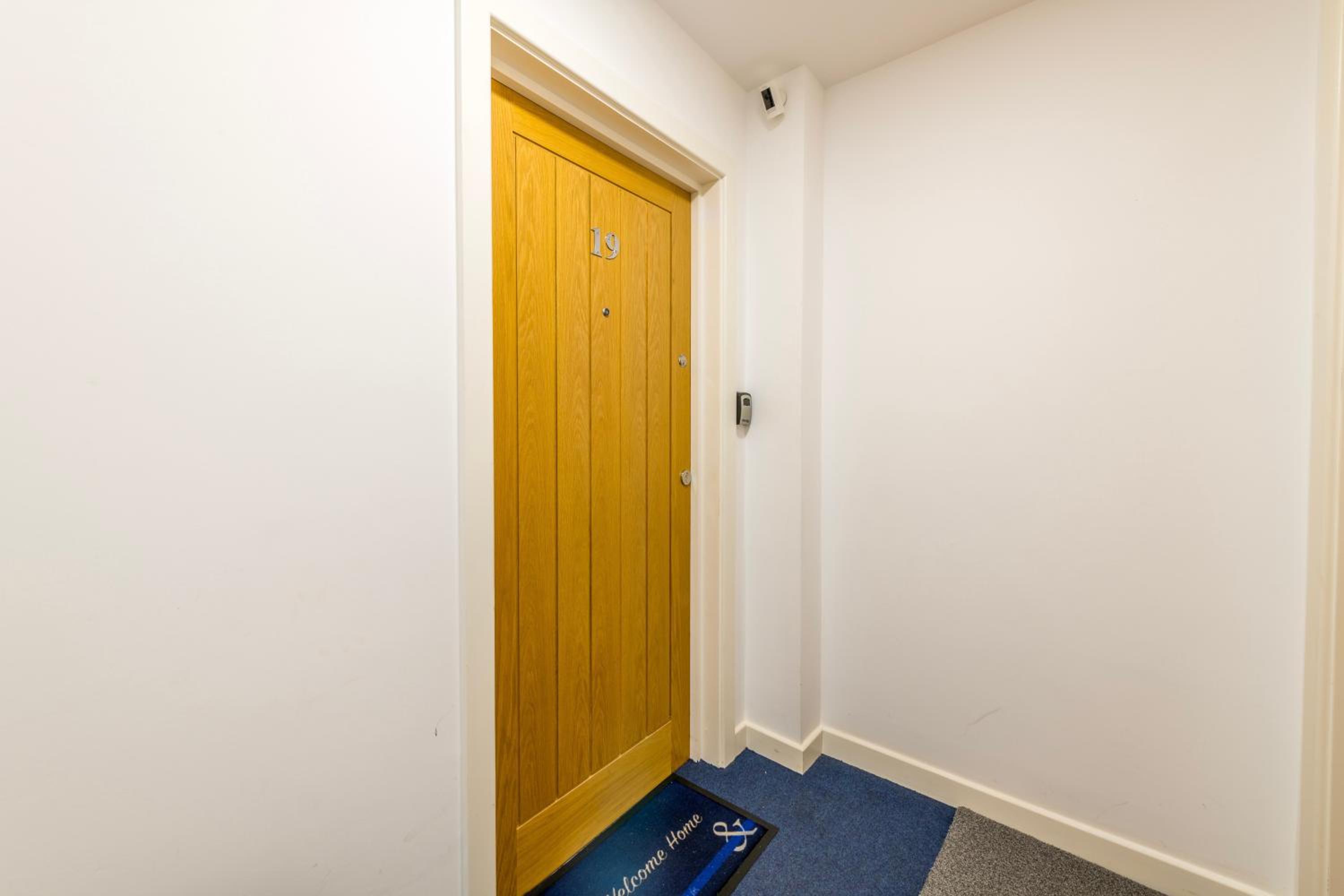 Centralised Abbey Yard Apartment by Prescott Apartments, photo 25