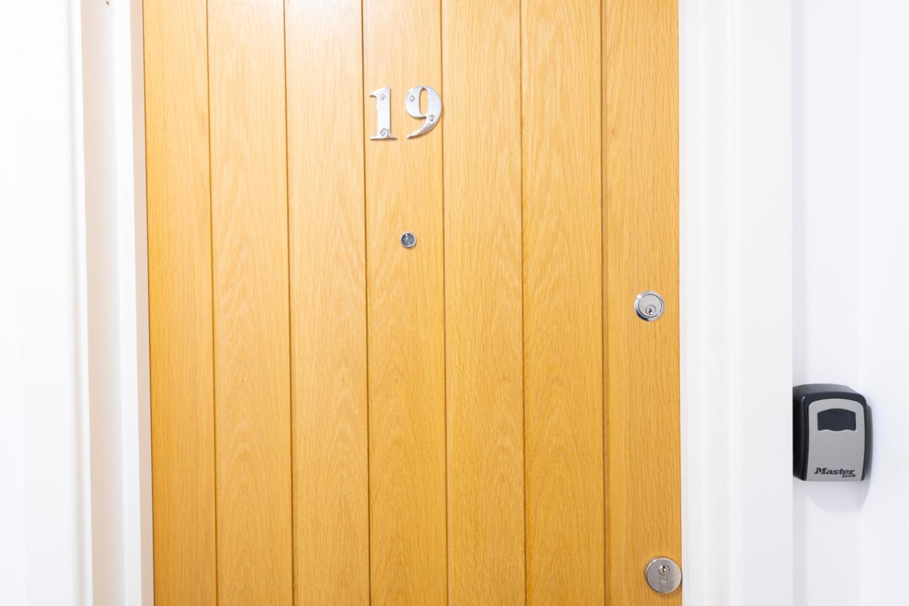 Centralised Abbey Yard Apartment by Prescott Apartments, photo 26