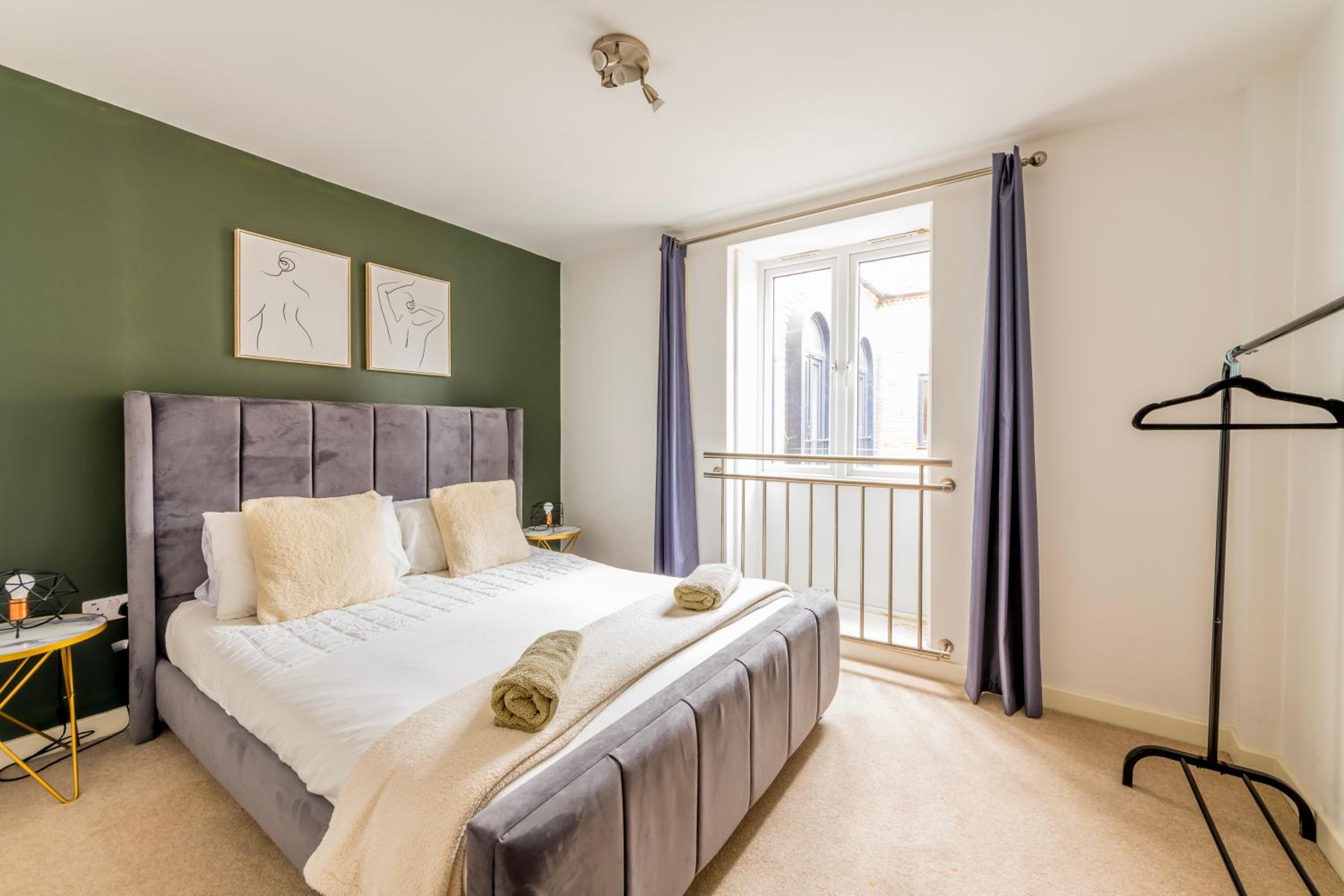Centralised Abbey Yard Apartment by Prescott Apartments