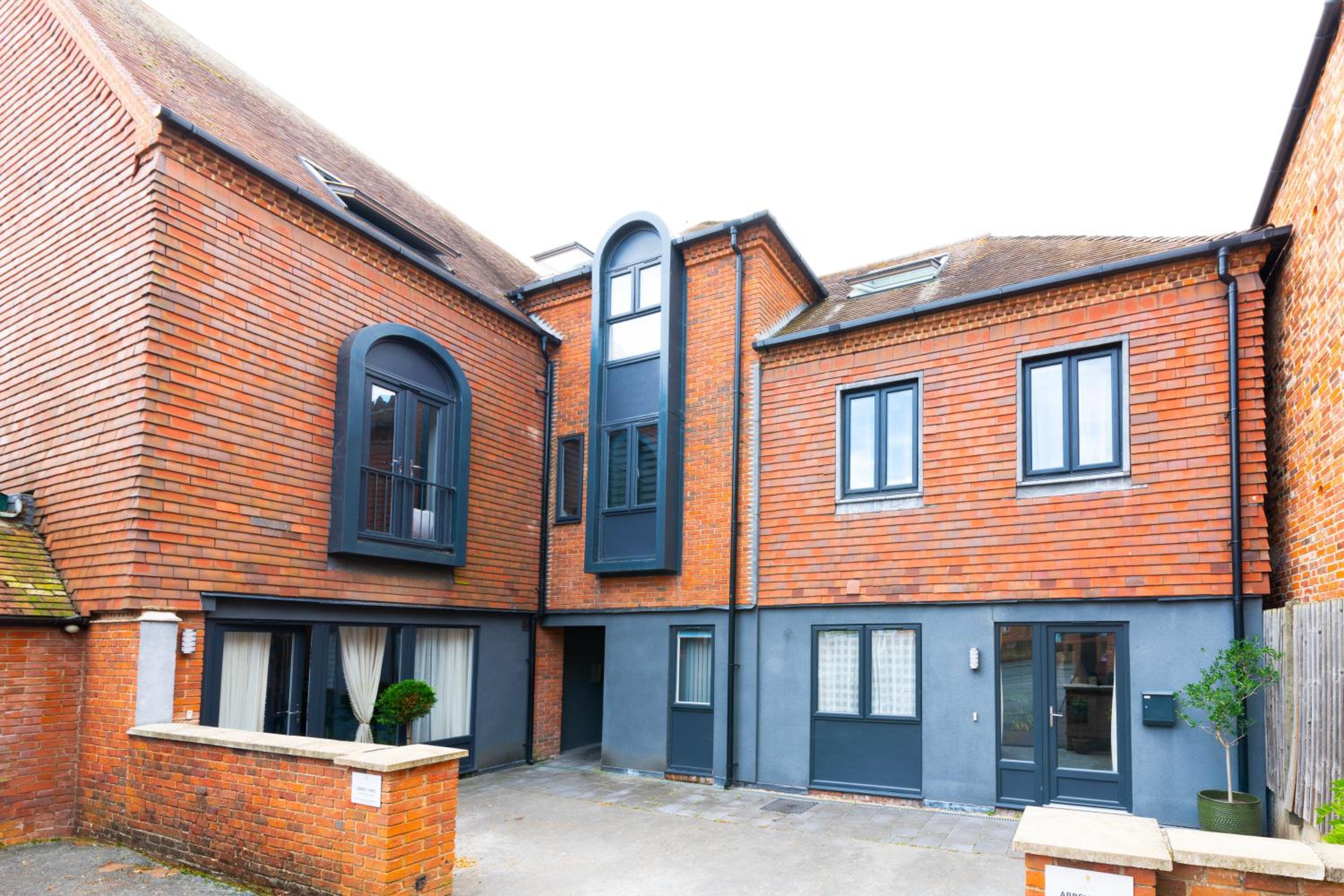 Centralised Abbey Yard Apartment by Prescott Apartments, photo 19