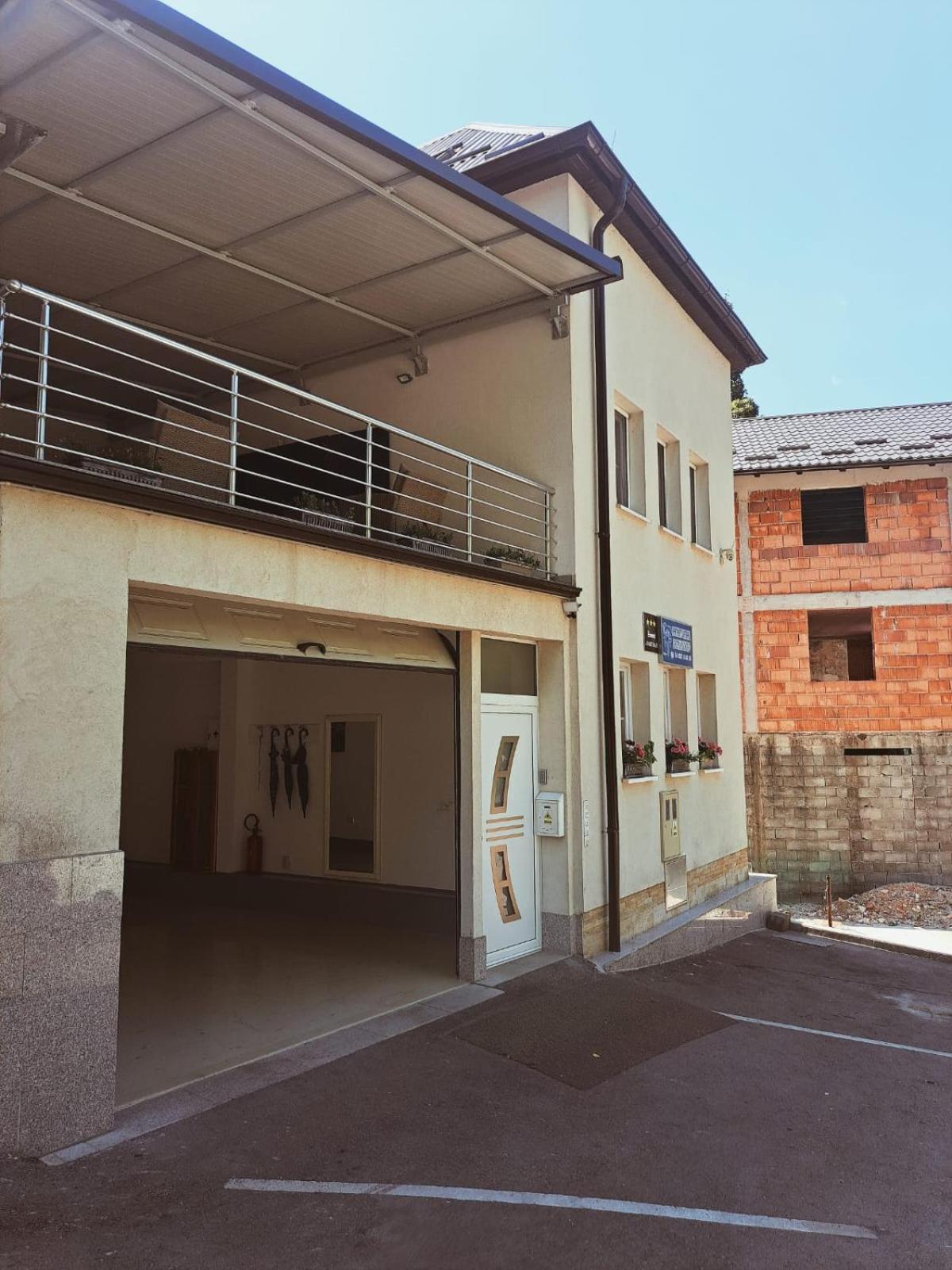 Apartmani Waterfall / Vodopad, photo 4