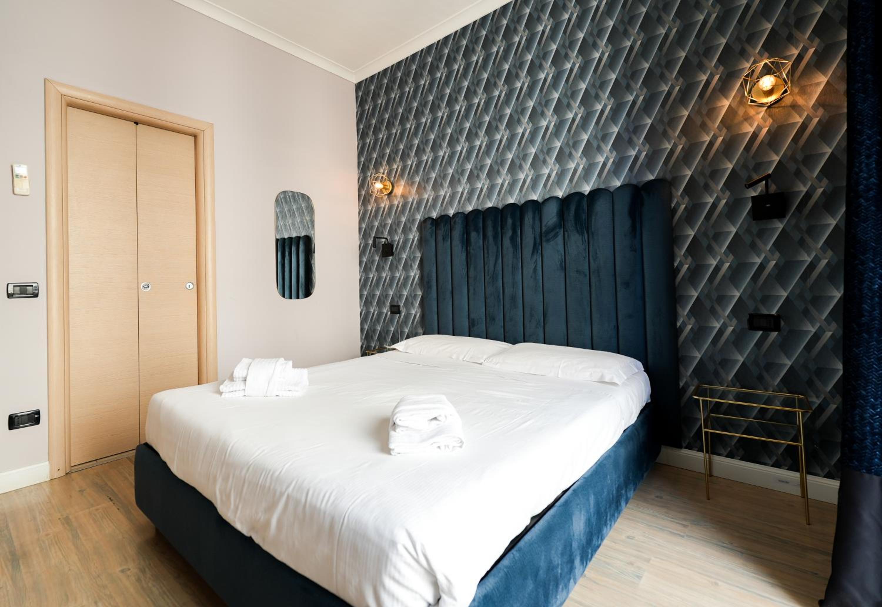 R-home fine rooms guesthouse