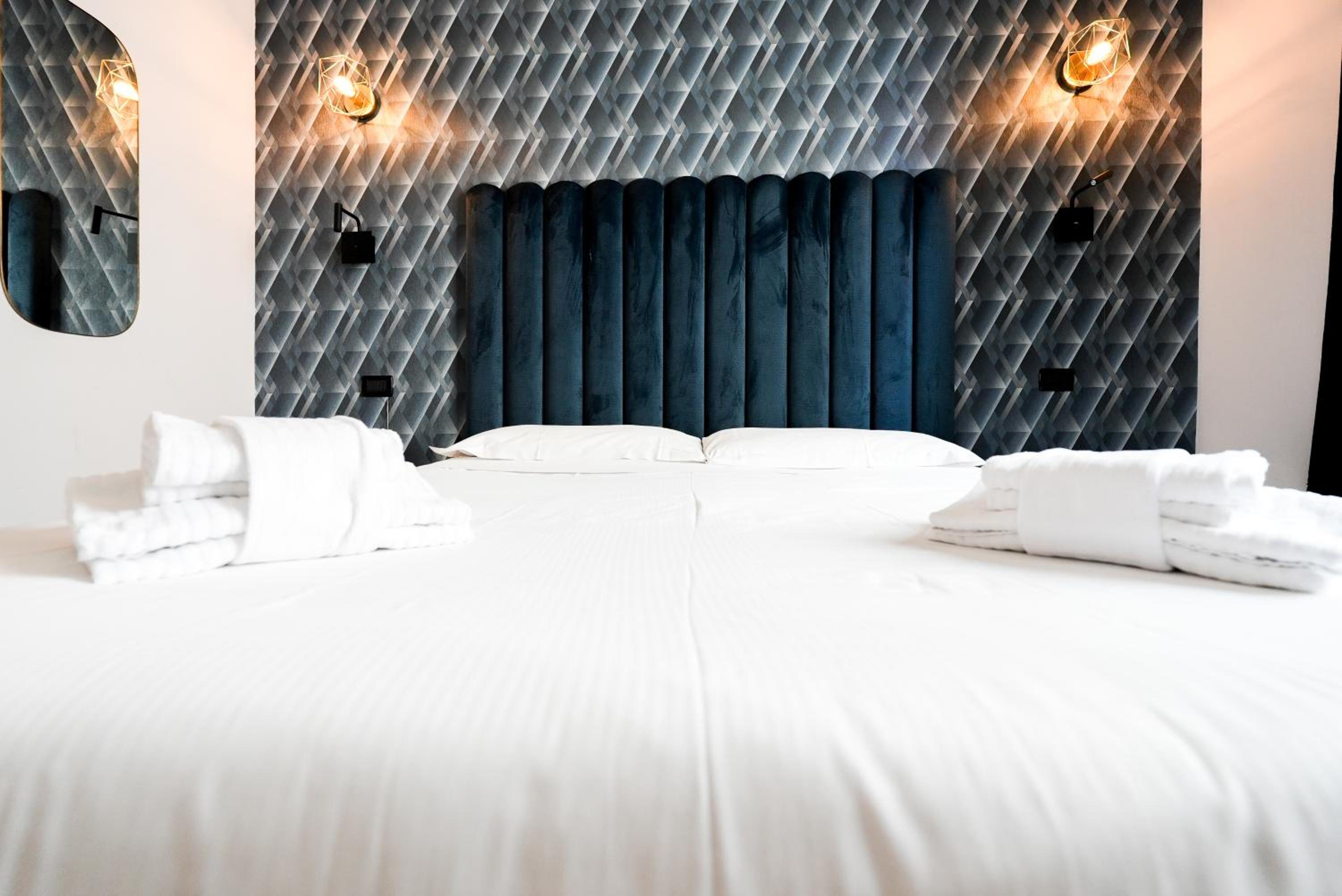 R-home fine rooms guesthouse