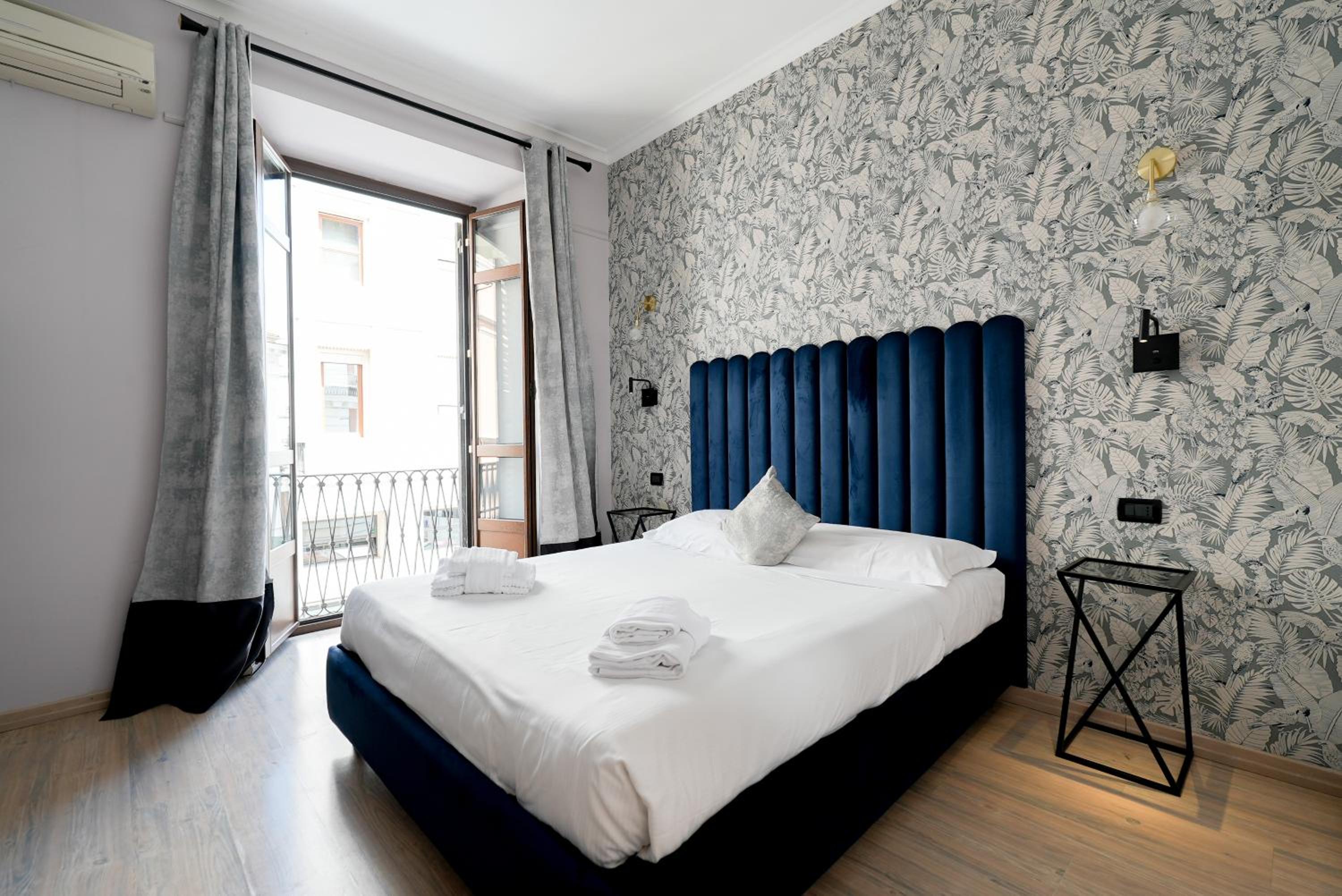 R-home fine rooms guesthouse