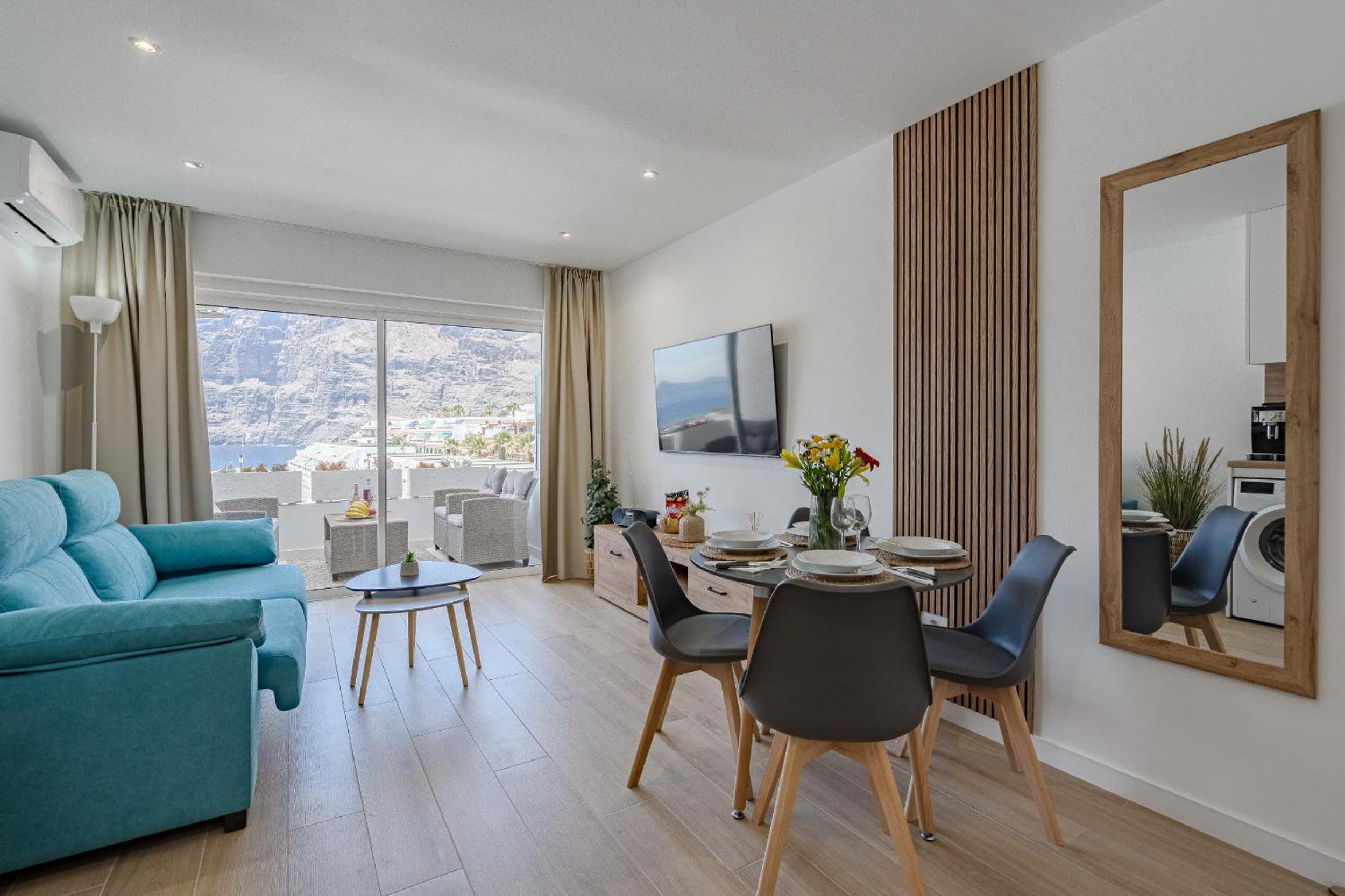 Santiago del Teide Vacations - Vista Magica Gigantes Suite - Property Image 5