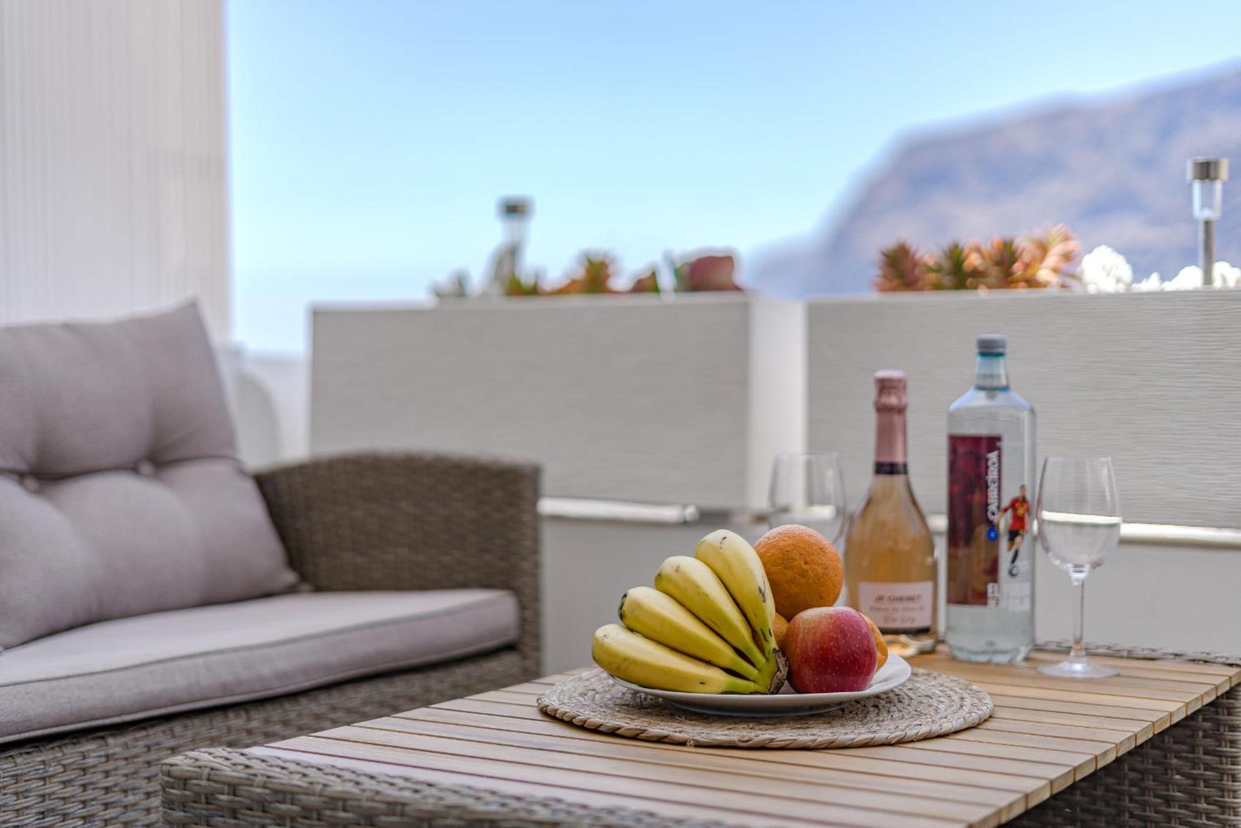 Santiago del Teide Vacations - Vista Magica Gigantes Suite - Property Image 11