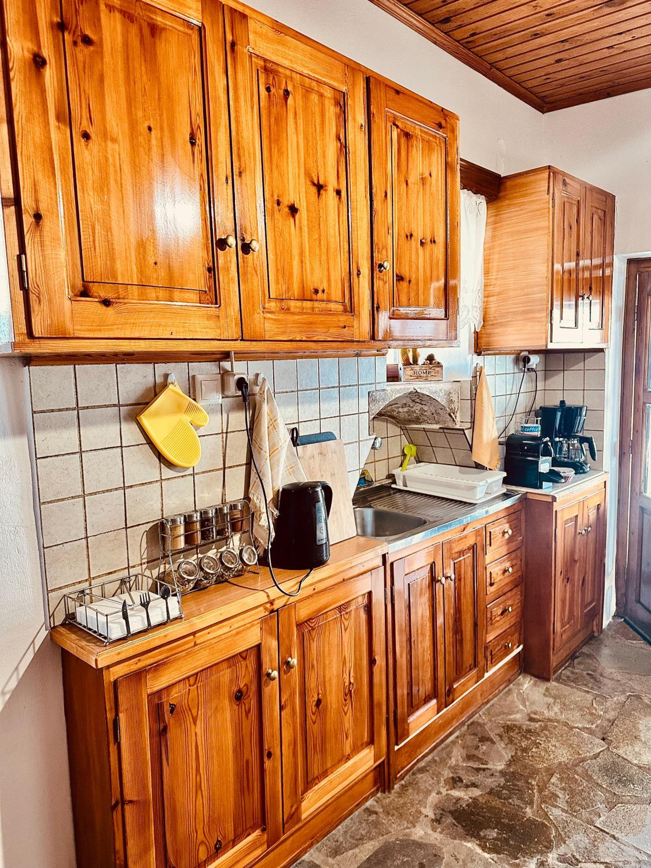Artemis Traditional House
