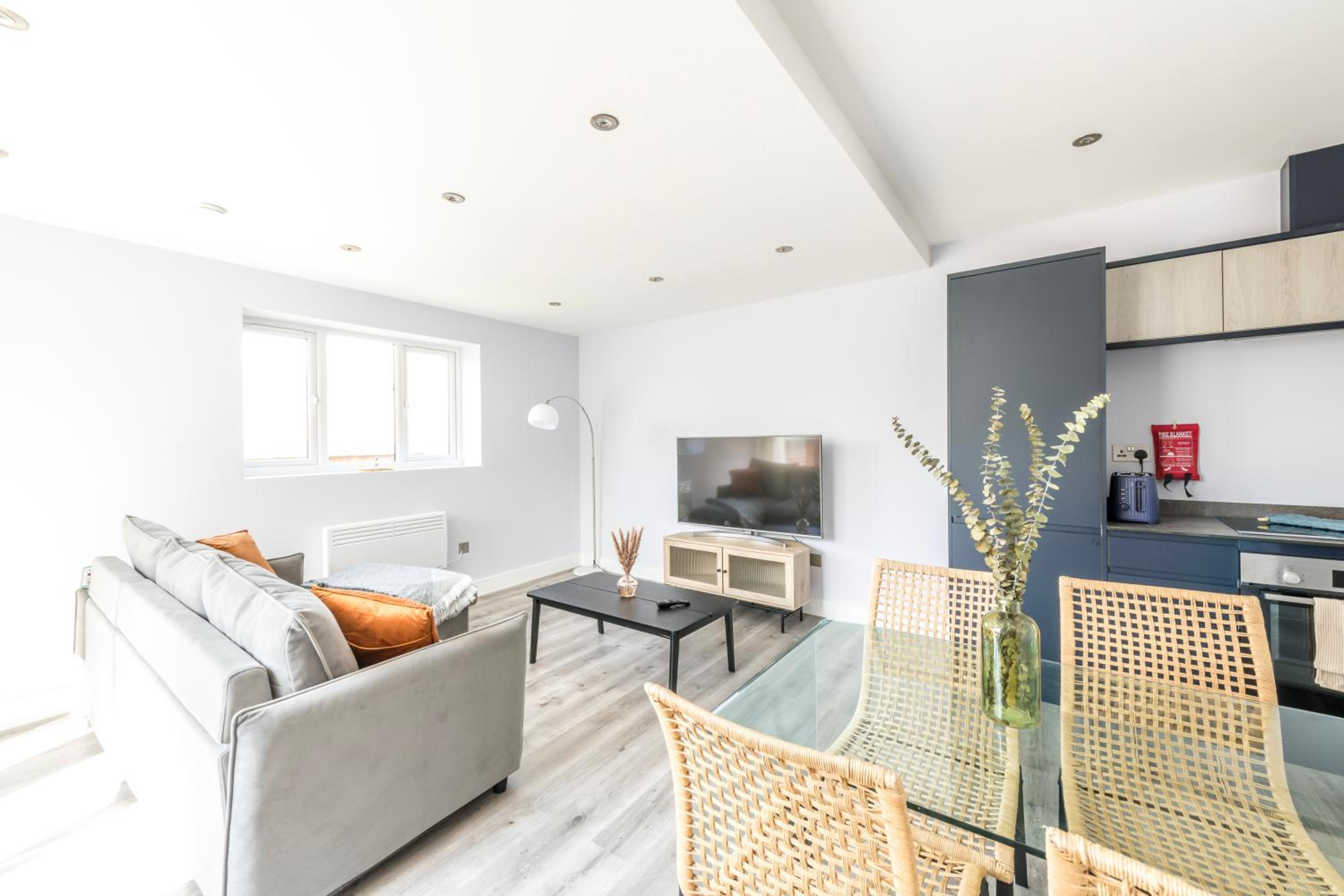 Luxury Pent House Apartment - Central - 6 Guests