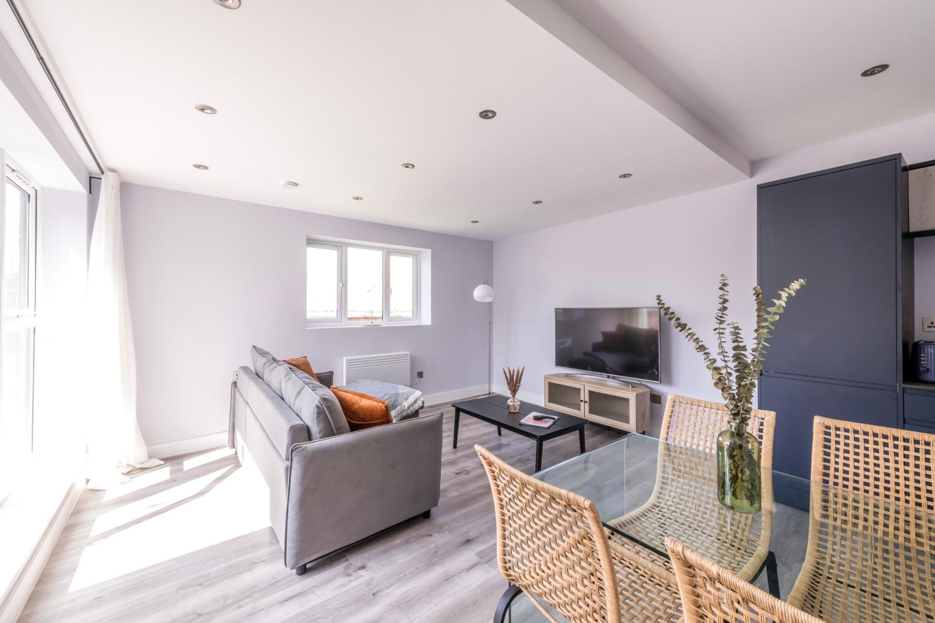 Luxury Pent House Apartment - Central - 6 Guests