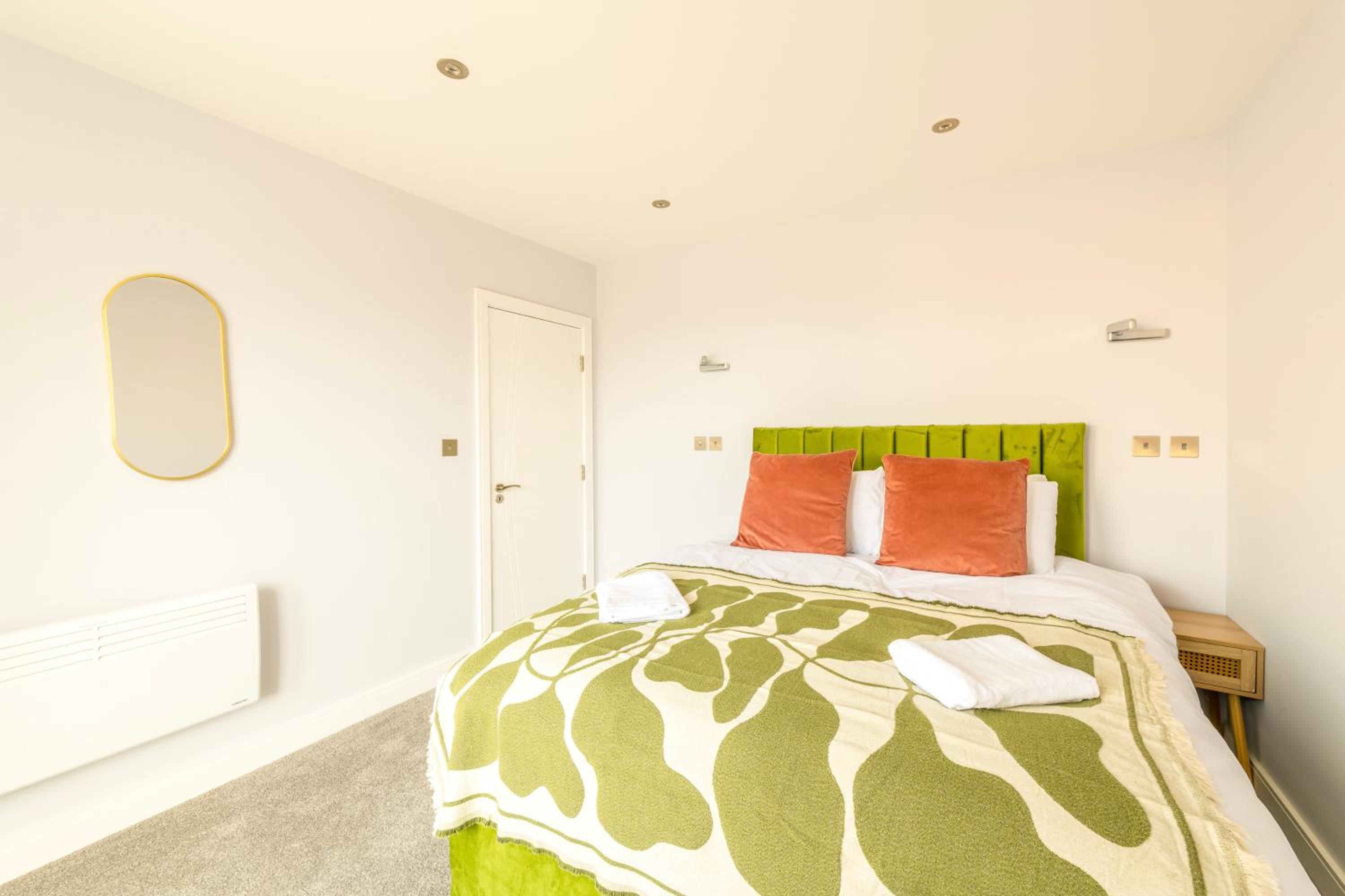 Luxury Pent House Apartment - Central - 6 Guests