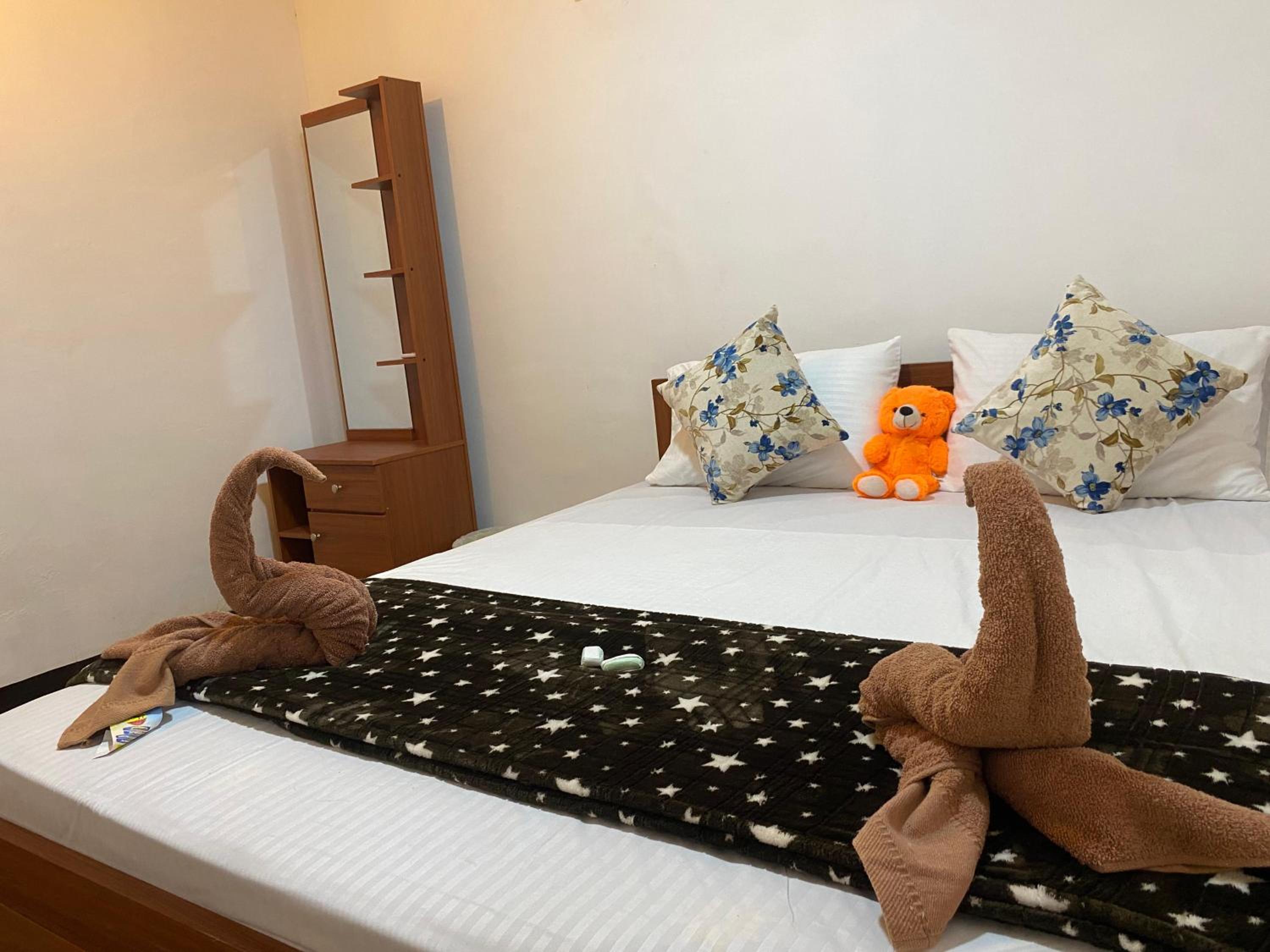Queen's Mahal Rooms