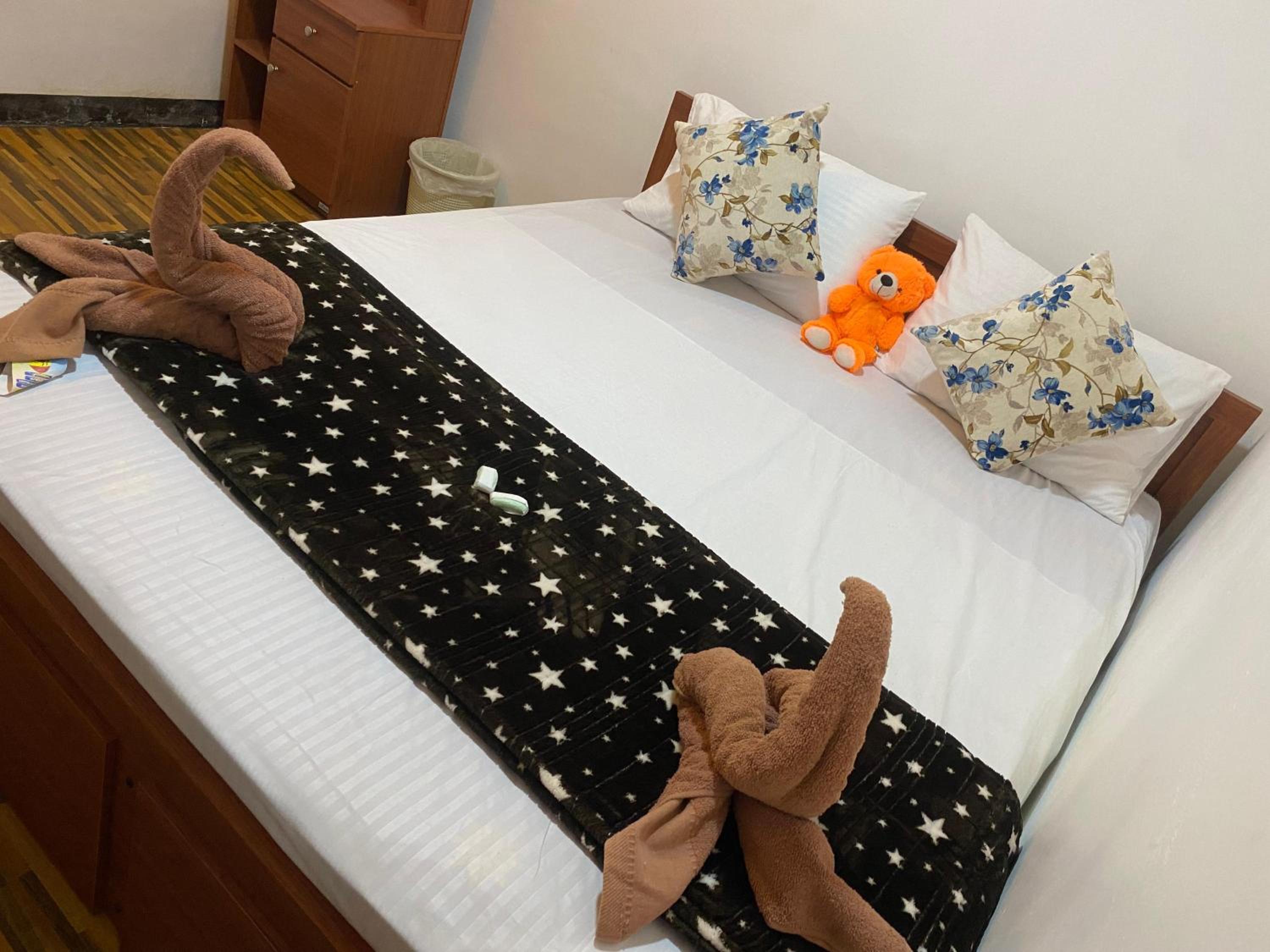 Queen's Mahal Rooms