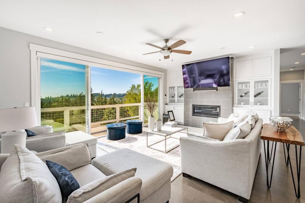 Your Bayview Retreat