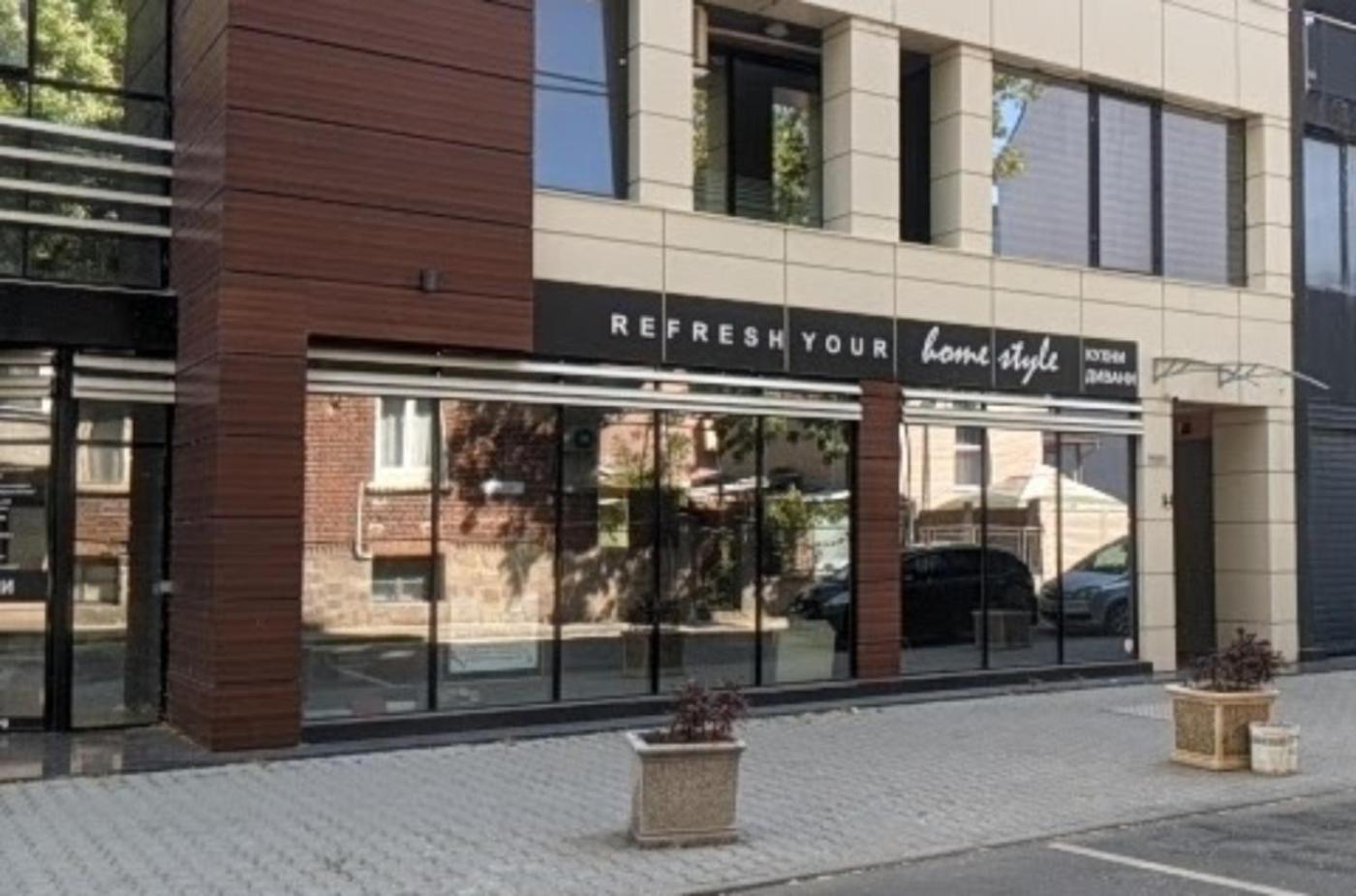 Lux 1 Apartment with Free Parking