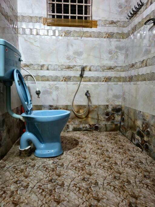 Spacious 3BHK Near Beach with Secure Parking view 5