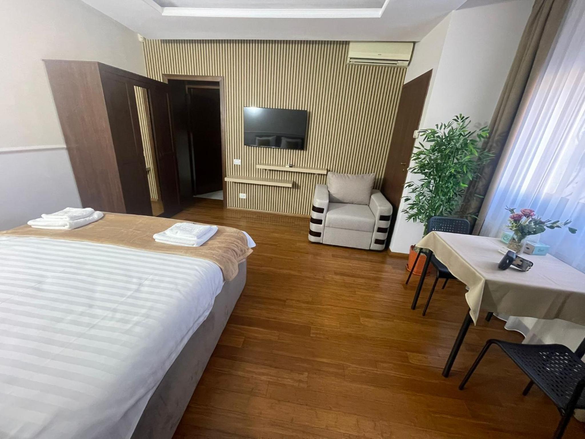 Therme Airport Resort
