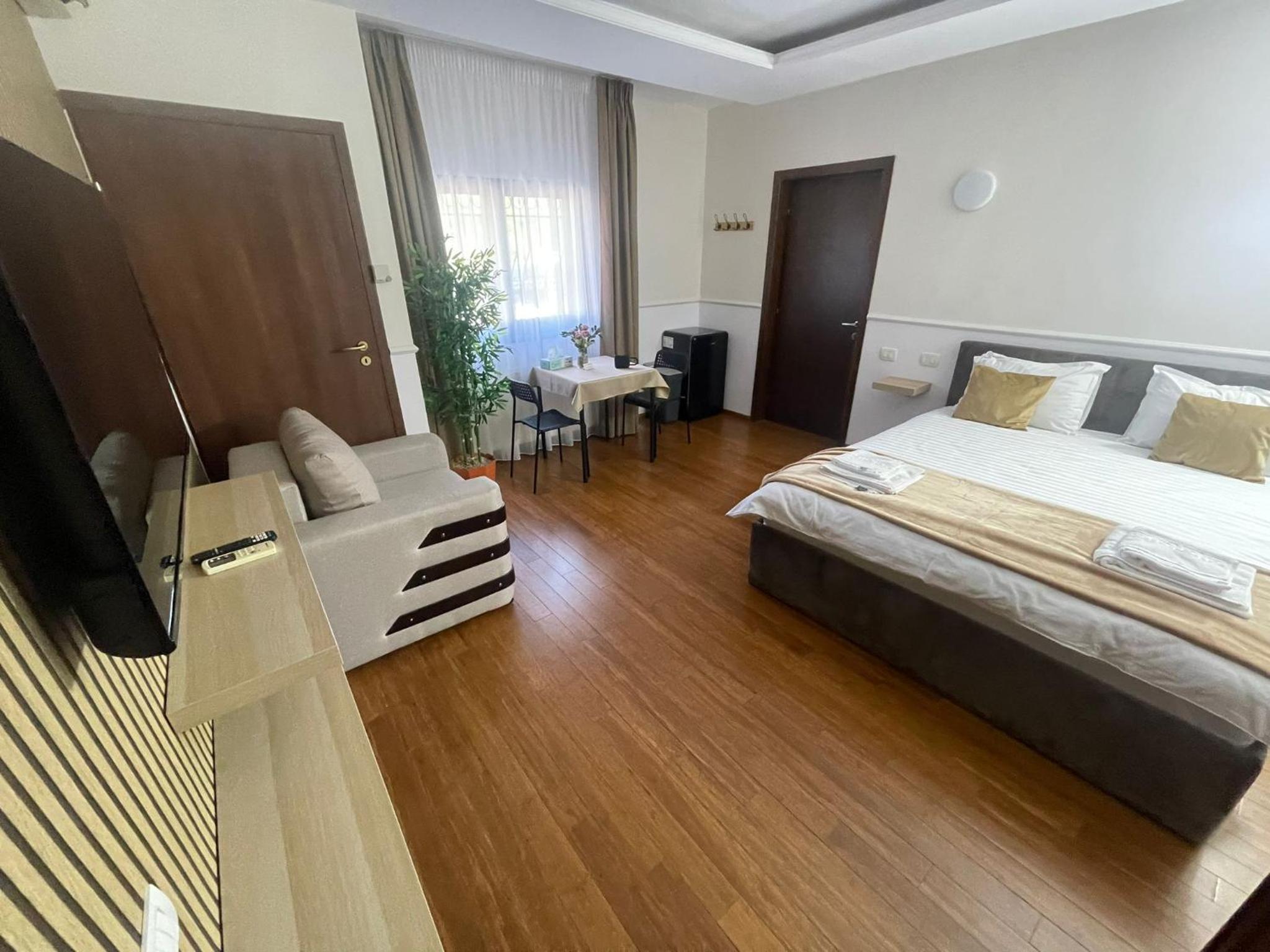 Therme Airport Resort