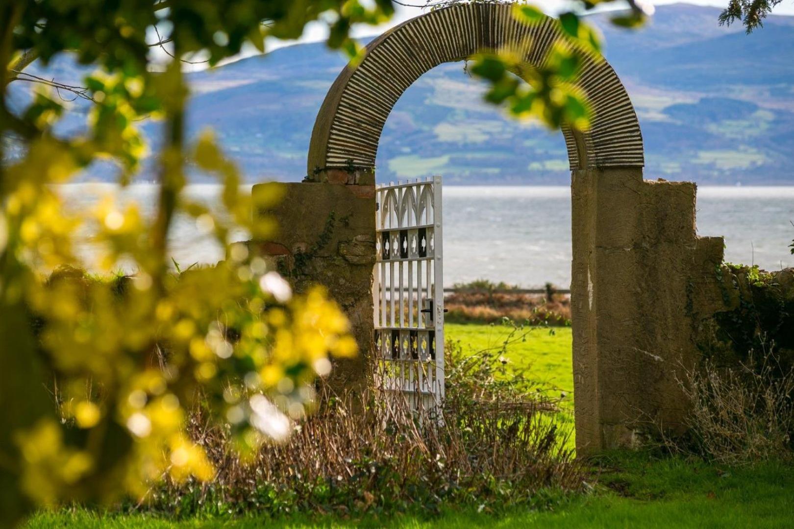 Menai Gardens
