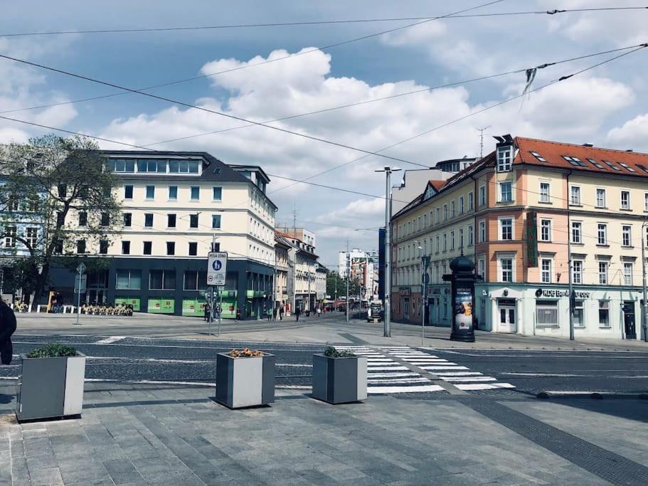 Bratislava center - blue apartment view 5