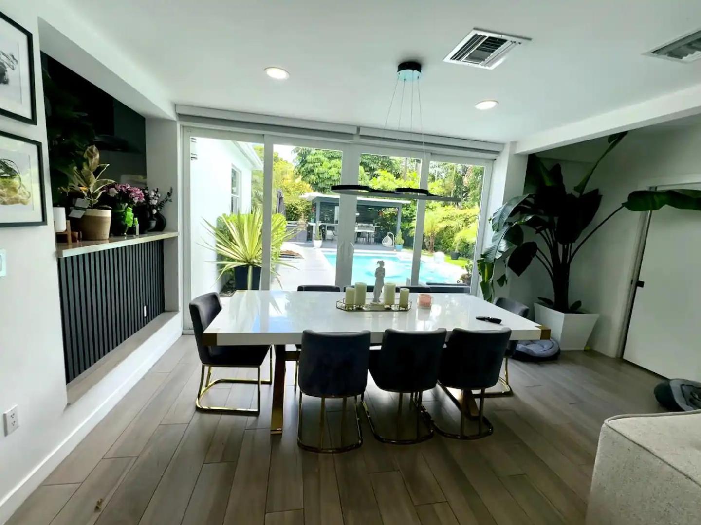 Pura Vida Villa