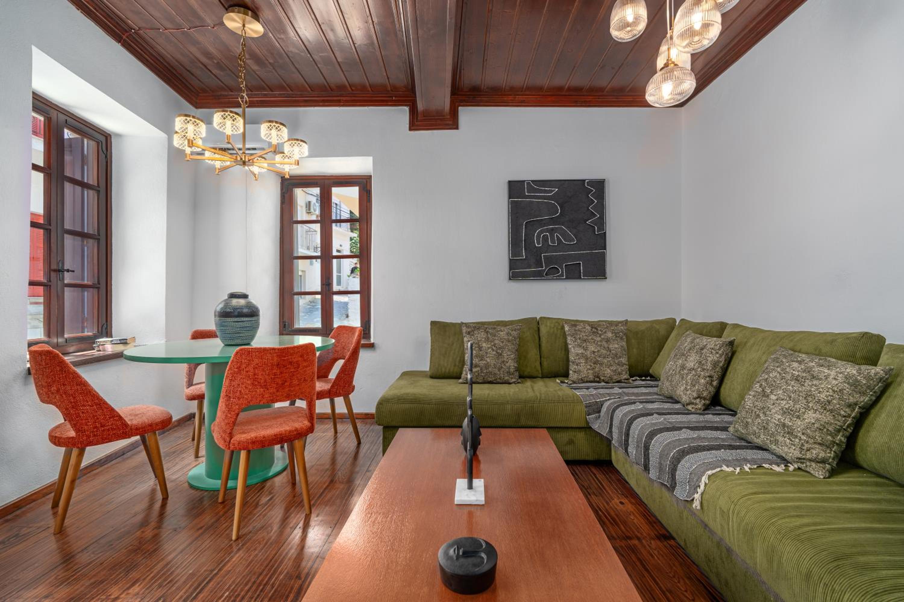 Telegraphus Boutique Home
