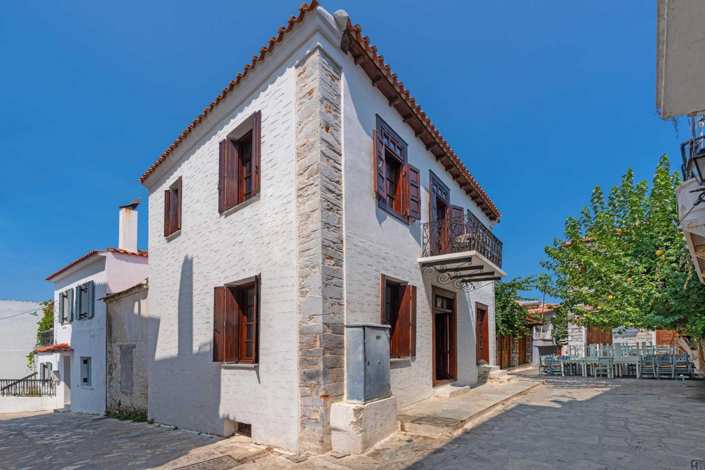Telegraphus Boutique Home