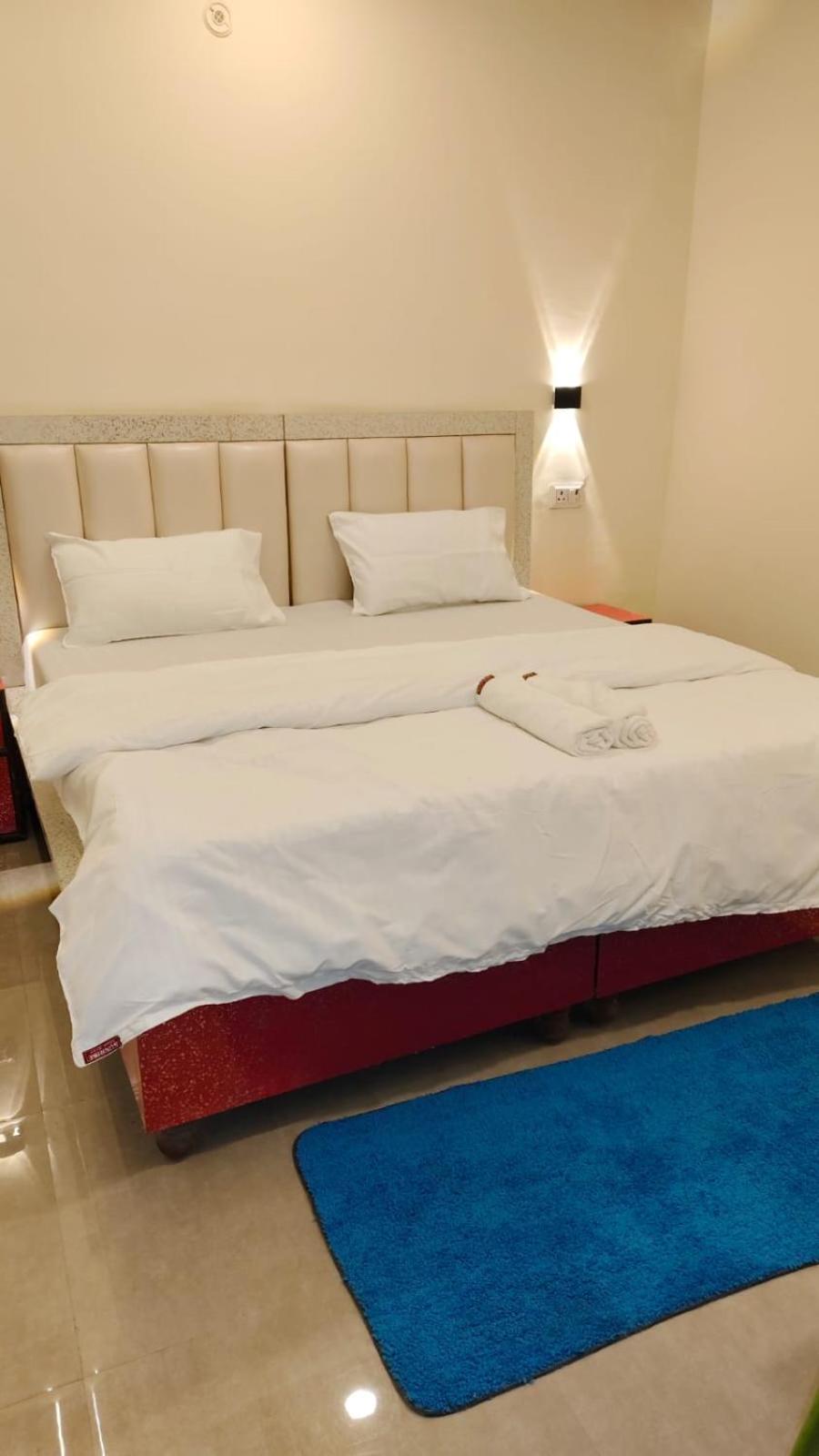 Sunrise Homestay Agra Near Taj Mahal