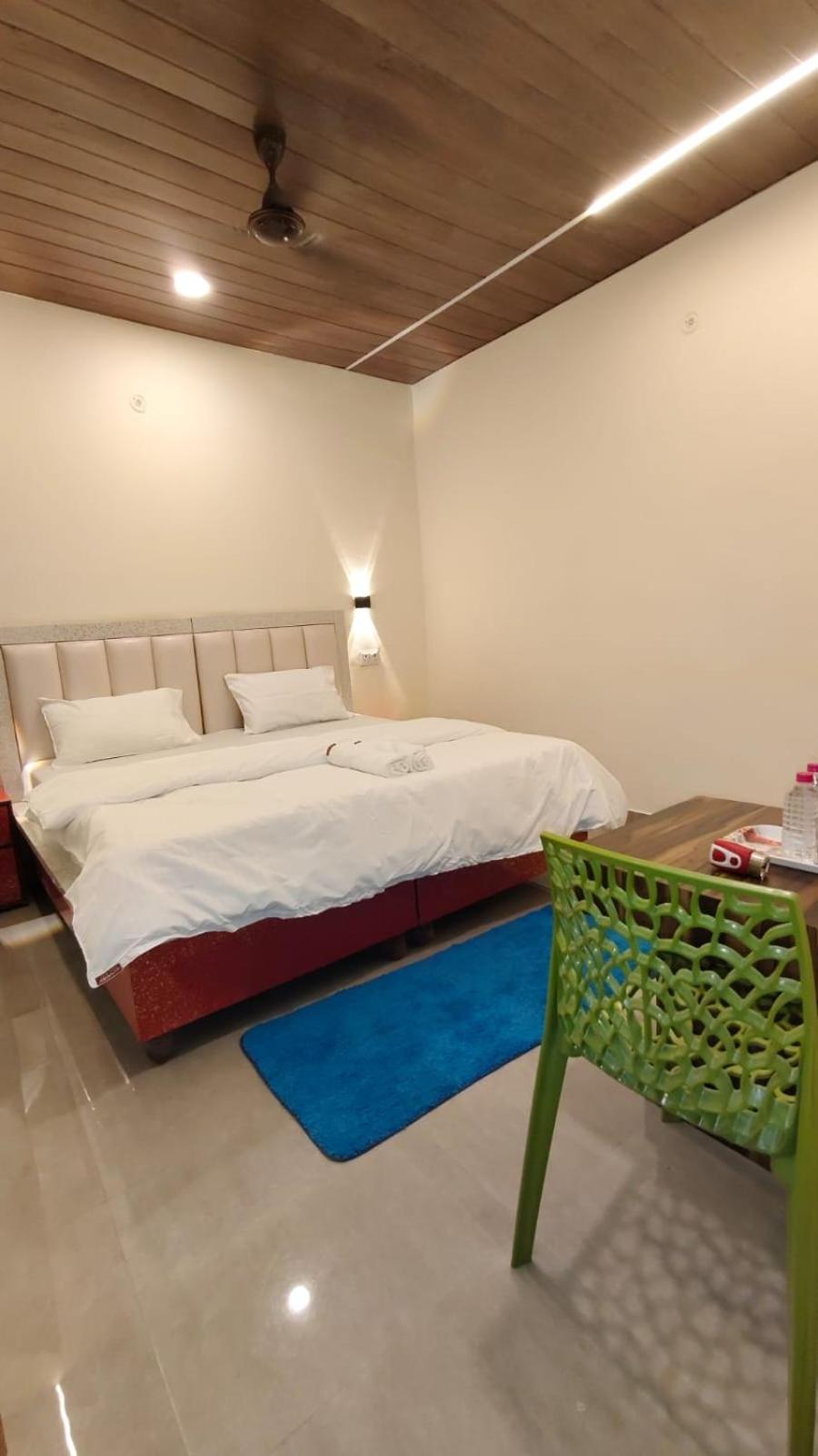 Sunrise Homestay Agra Near Taj Mahal
