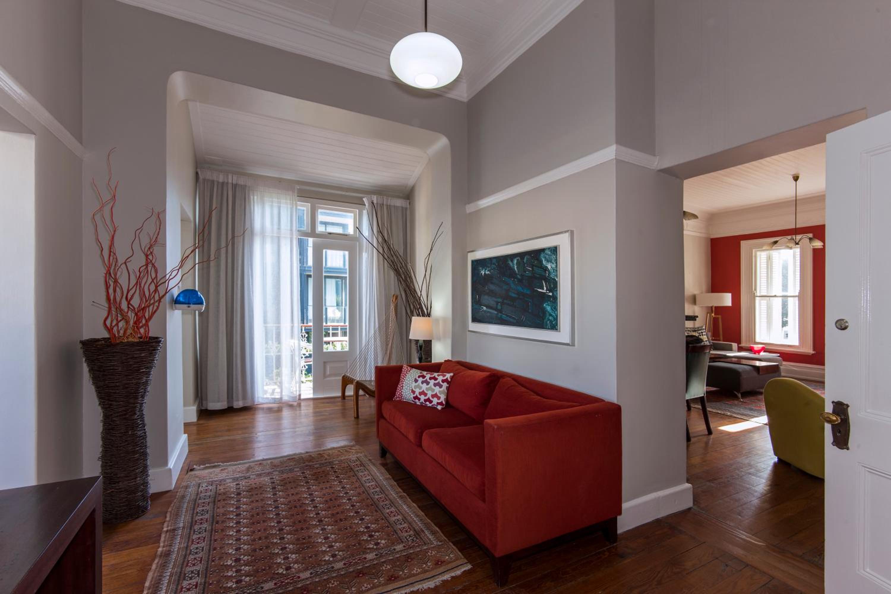 Barry Hall Apartments view 4