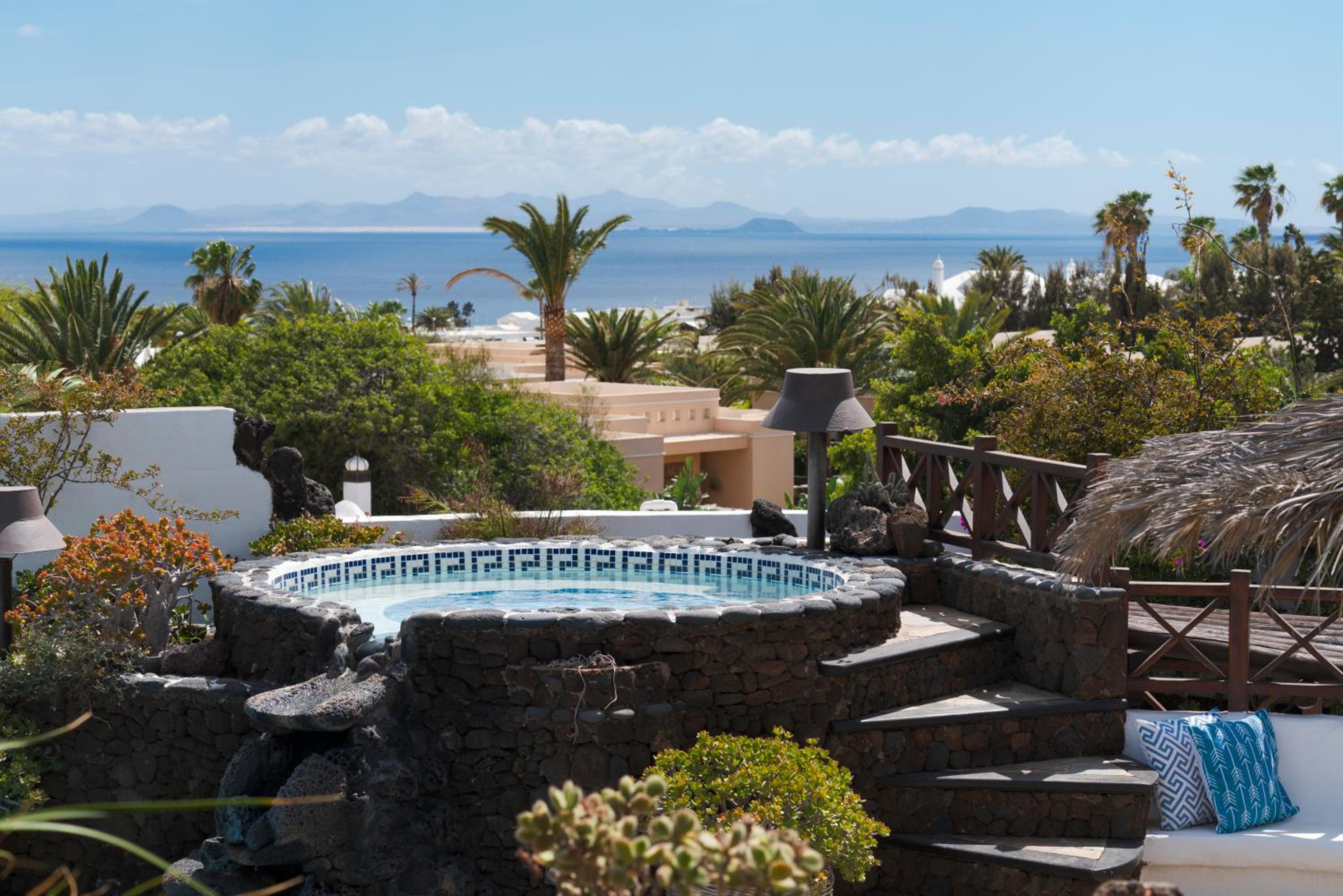 Lanzahost Luxury Finca Paraiso
