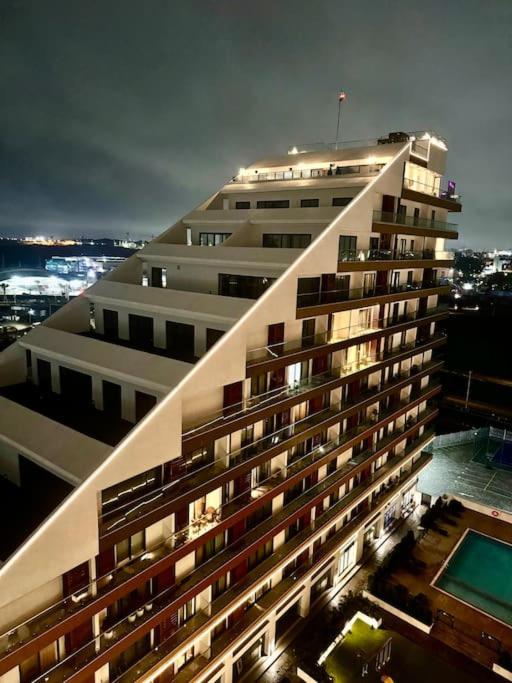 Luxury Studio Suite 10 mins from Kotoka Airport Accra view 4