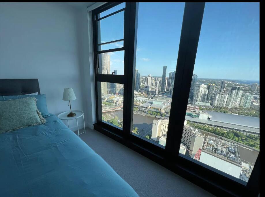 44D Stunning Ocean view 3Bedroom Abnb Apartment with Free parking