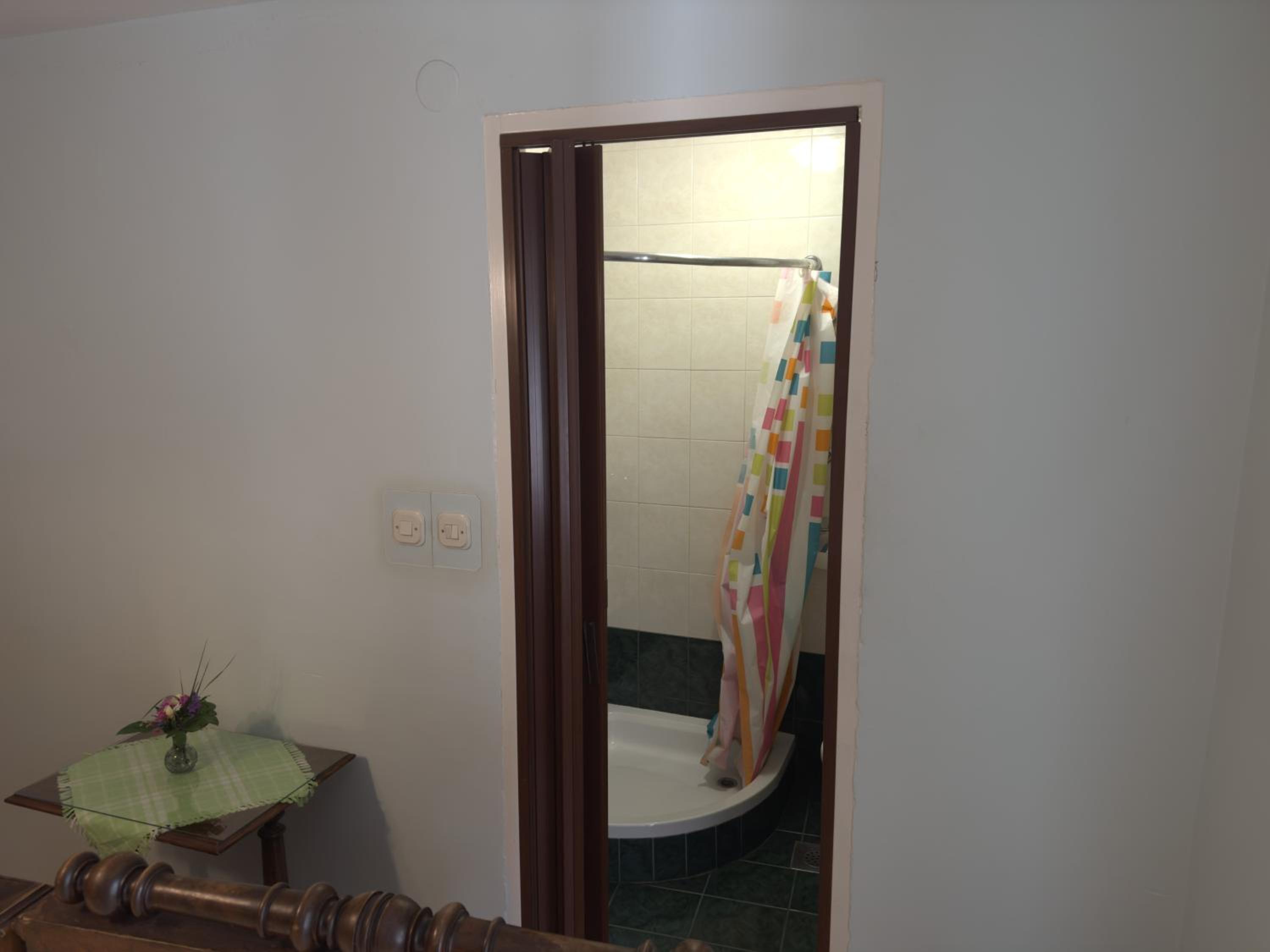 Photo 42