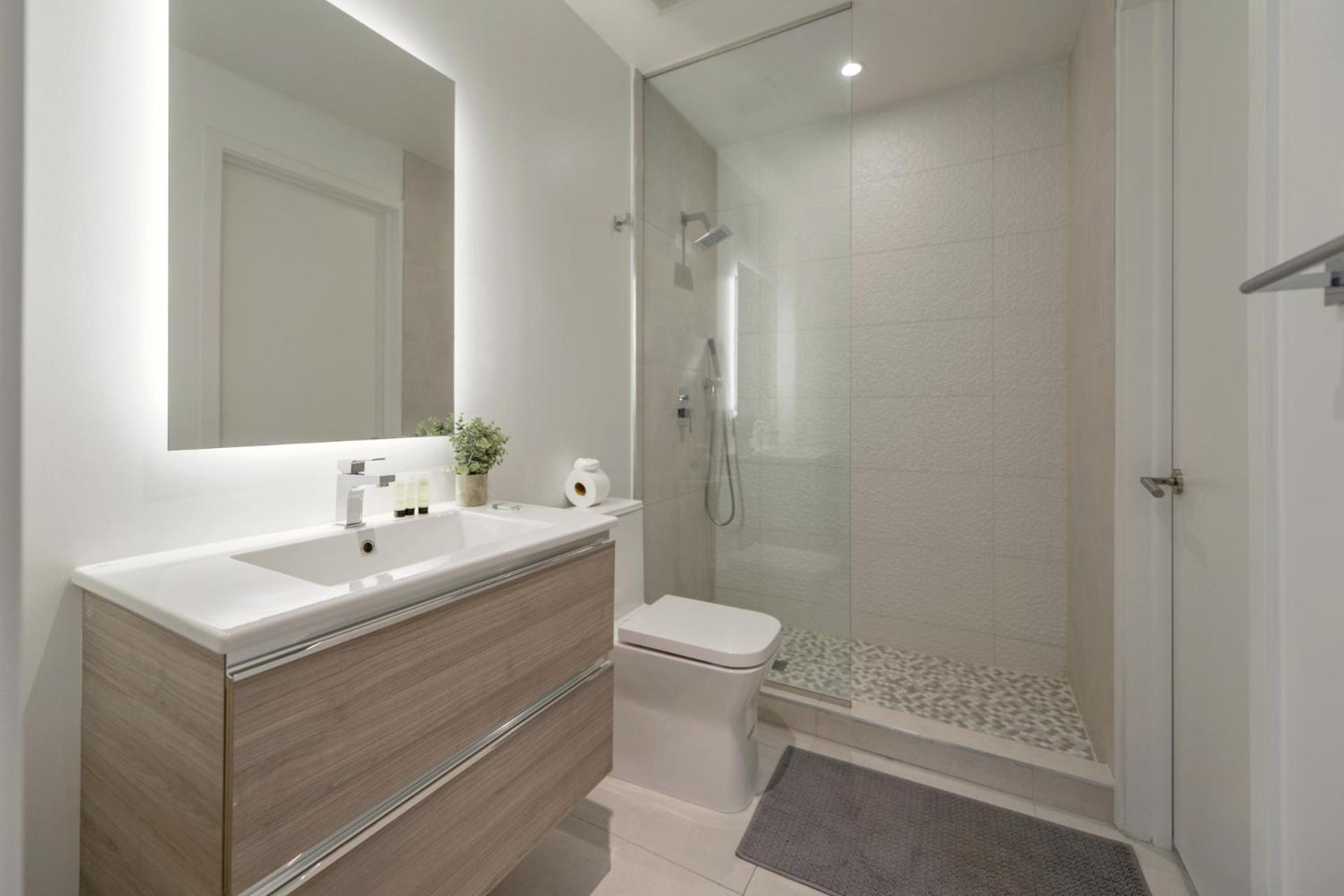 Condo with Amazing Views in the Heart of Brickell