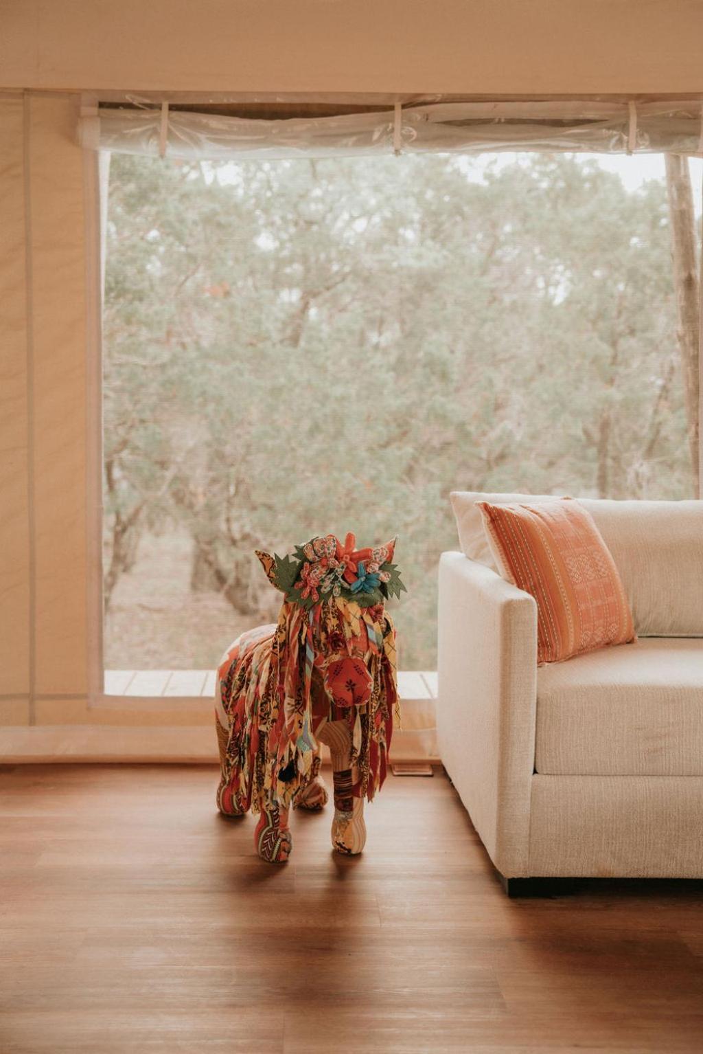 Flint and Flowers - Property Image 149